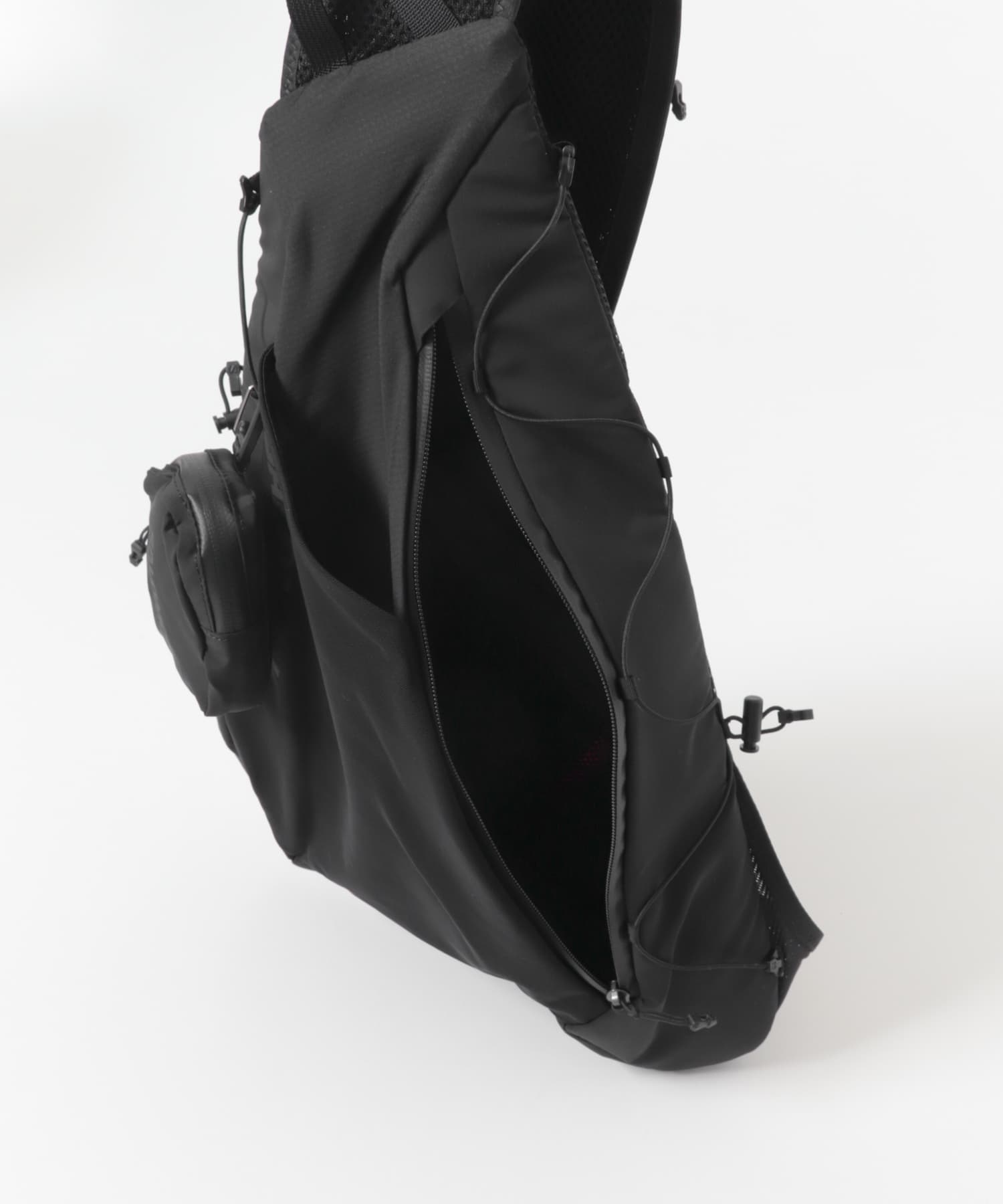 SALOMON　ADV CROSS BODY BAG BLACK Free