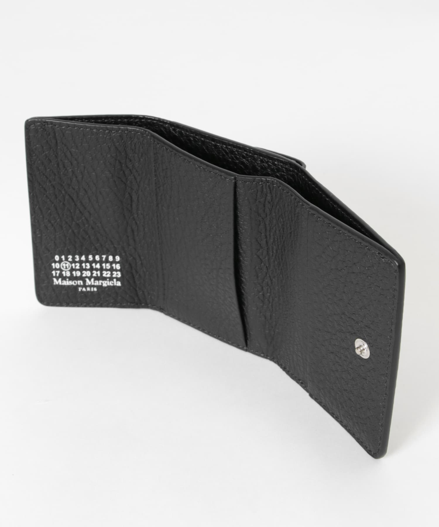 T8013 BLK