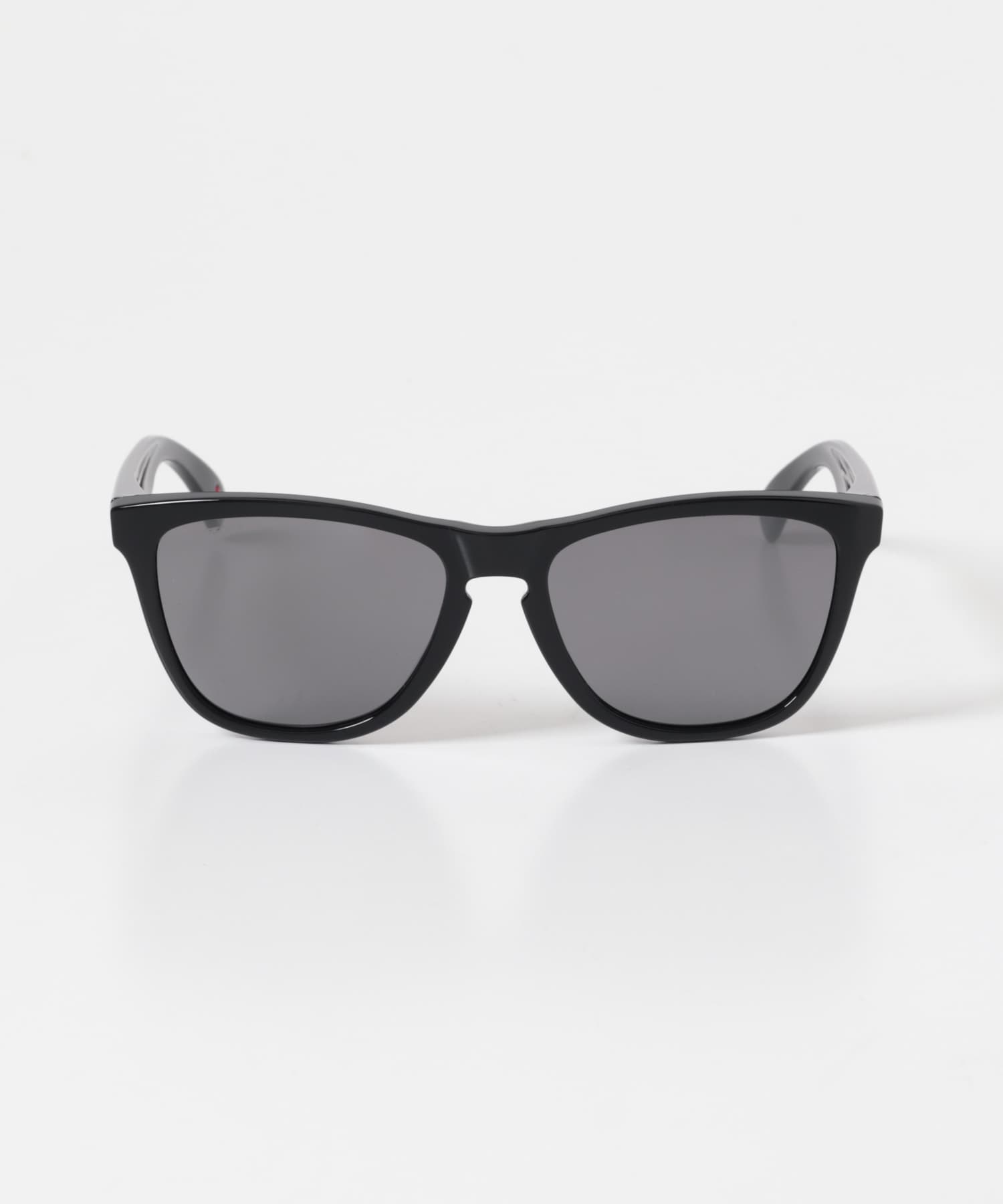OAKLEY　FROGSKINS