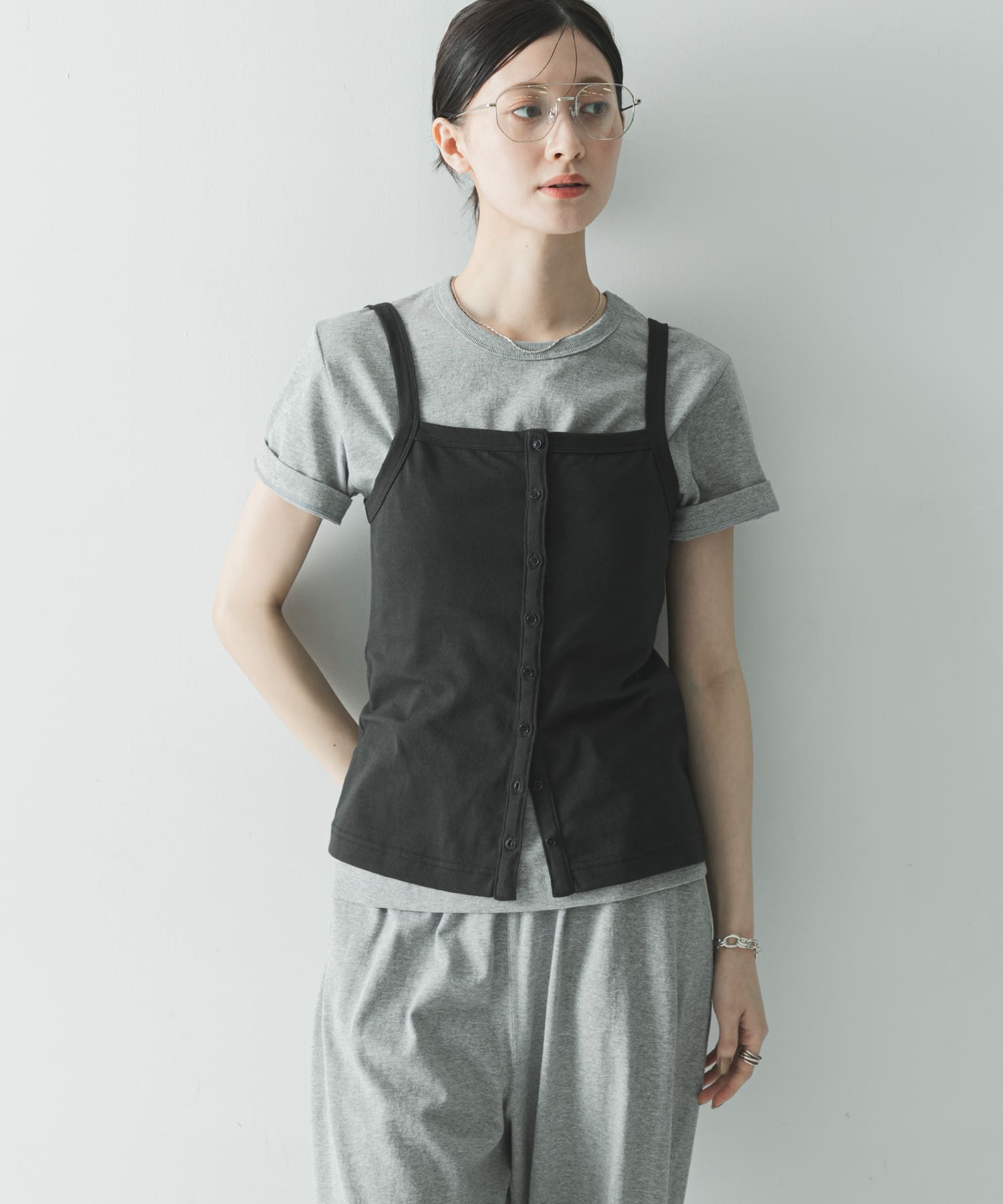 杢GREY