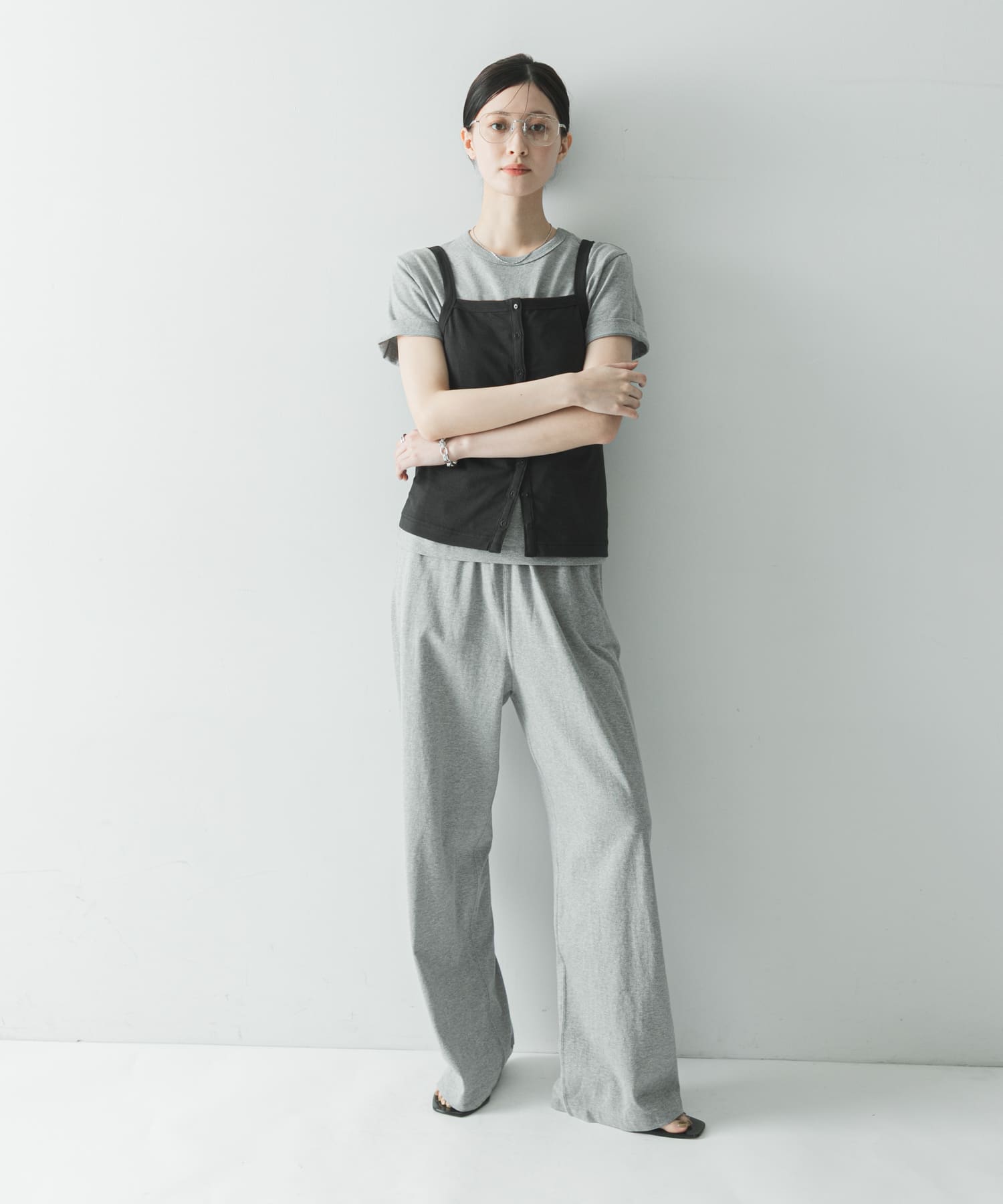 杢GREY
