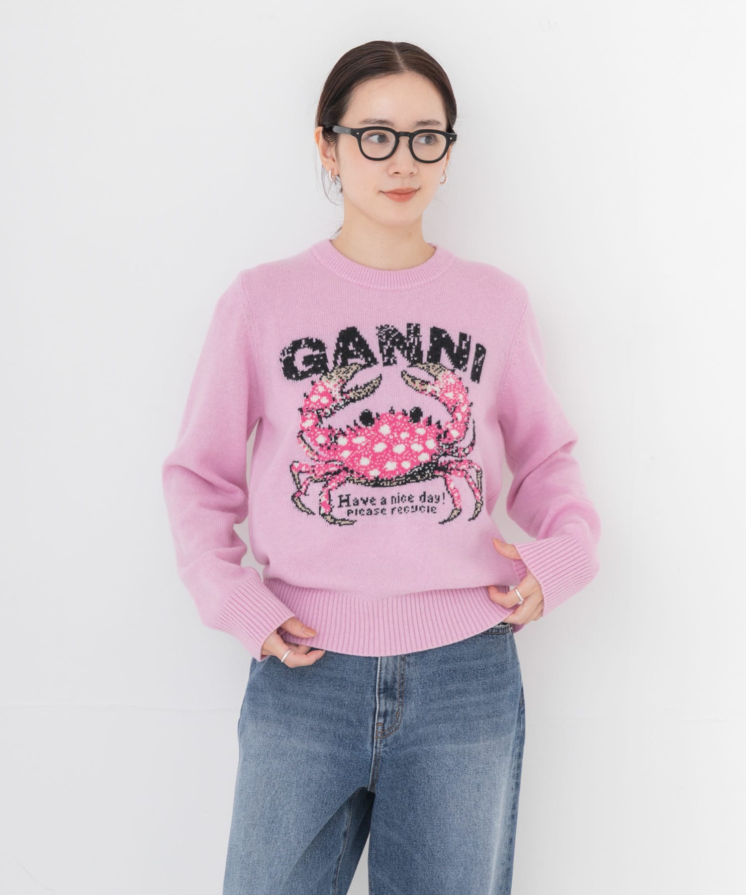 GANNI GRAPHIC SWEATER CRAB(S CHALK PINK): トップス｜URBAN RESEARCH