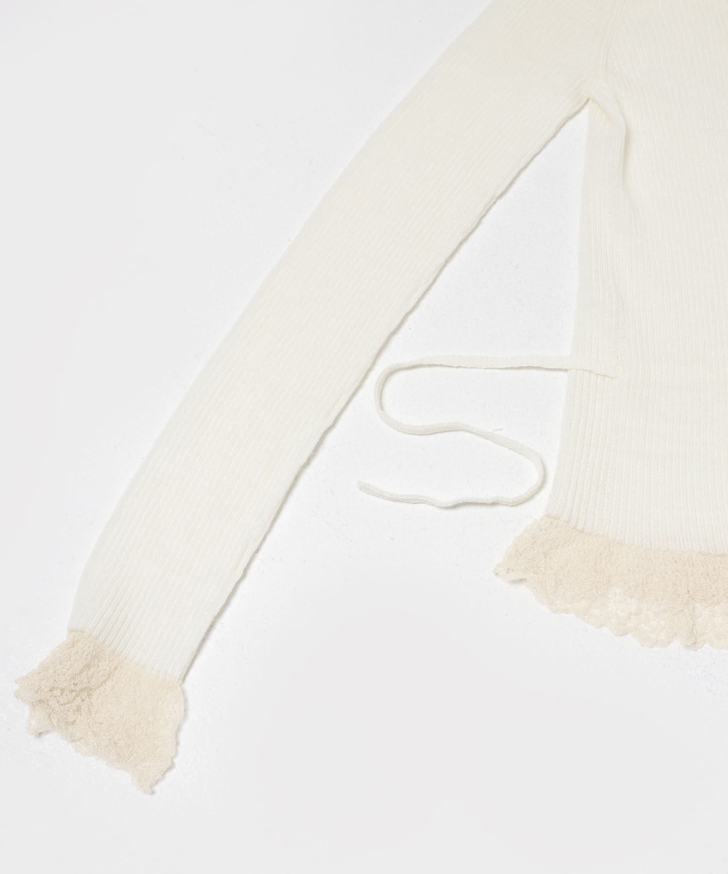 OFF WHITE