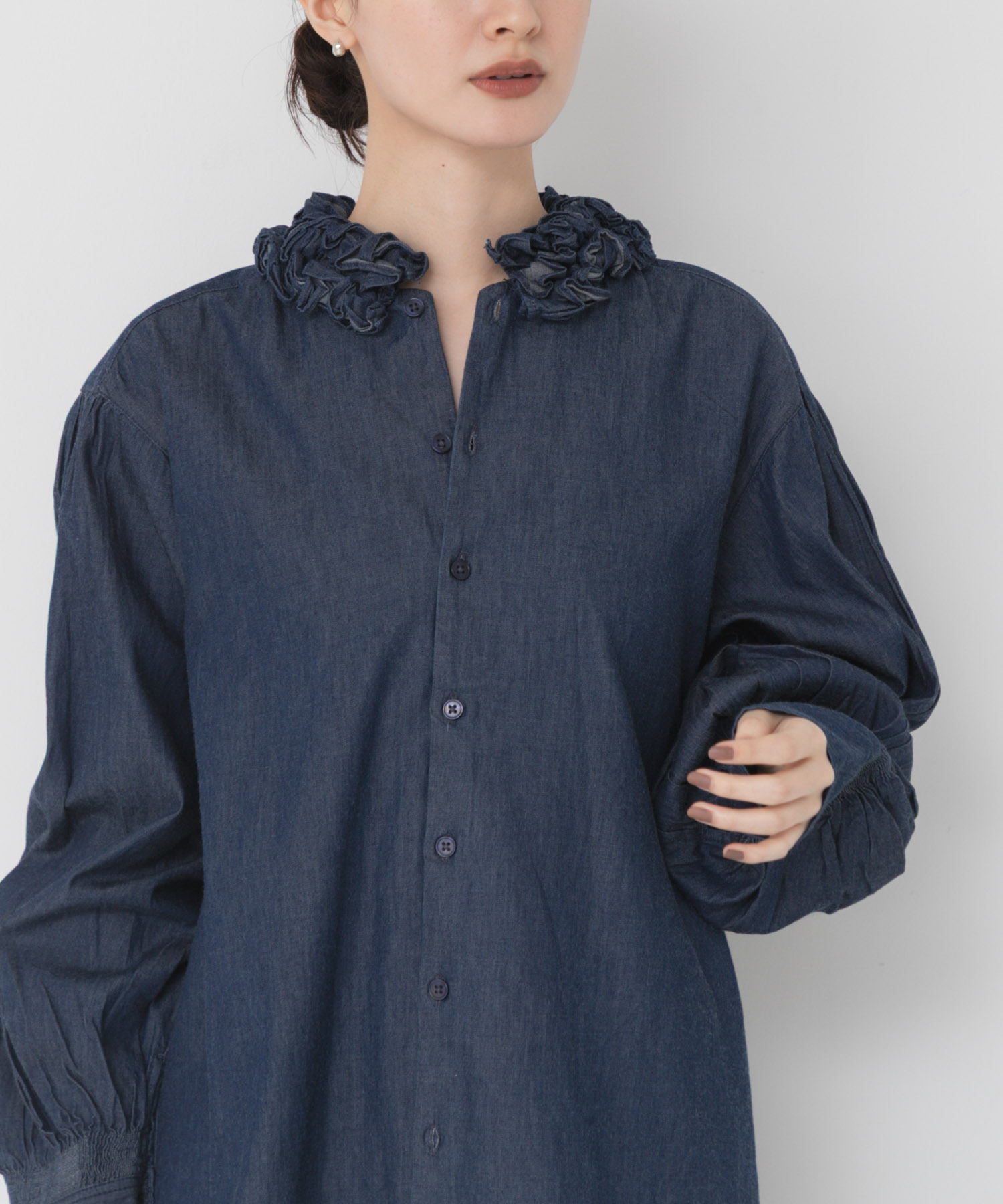 crinkle crinkle crinkle　INDIGO FRILL COLLAR SHIRTS