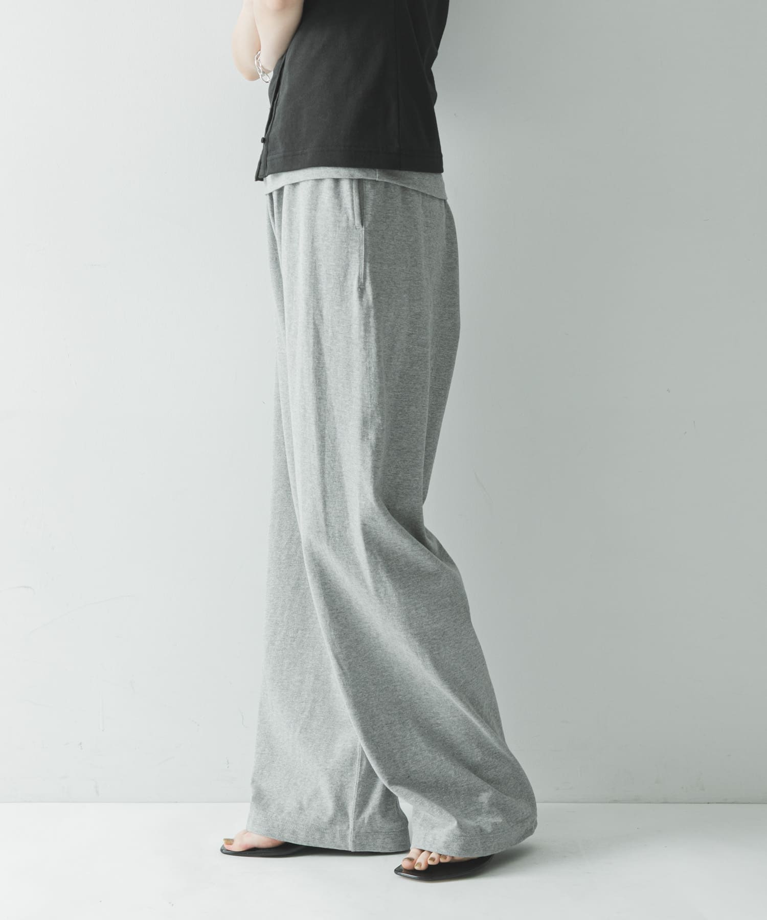 杢GREY