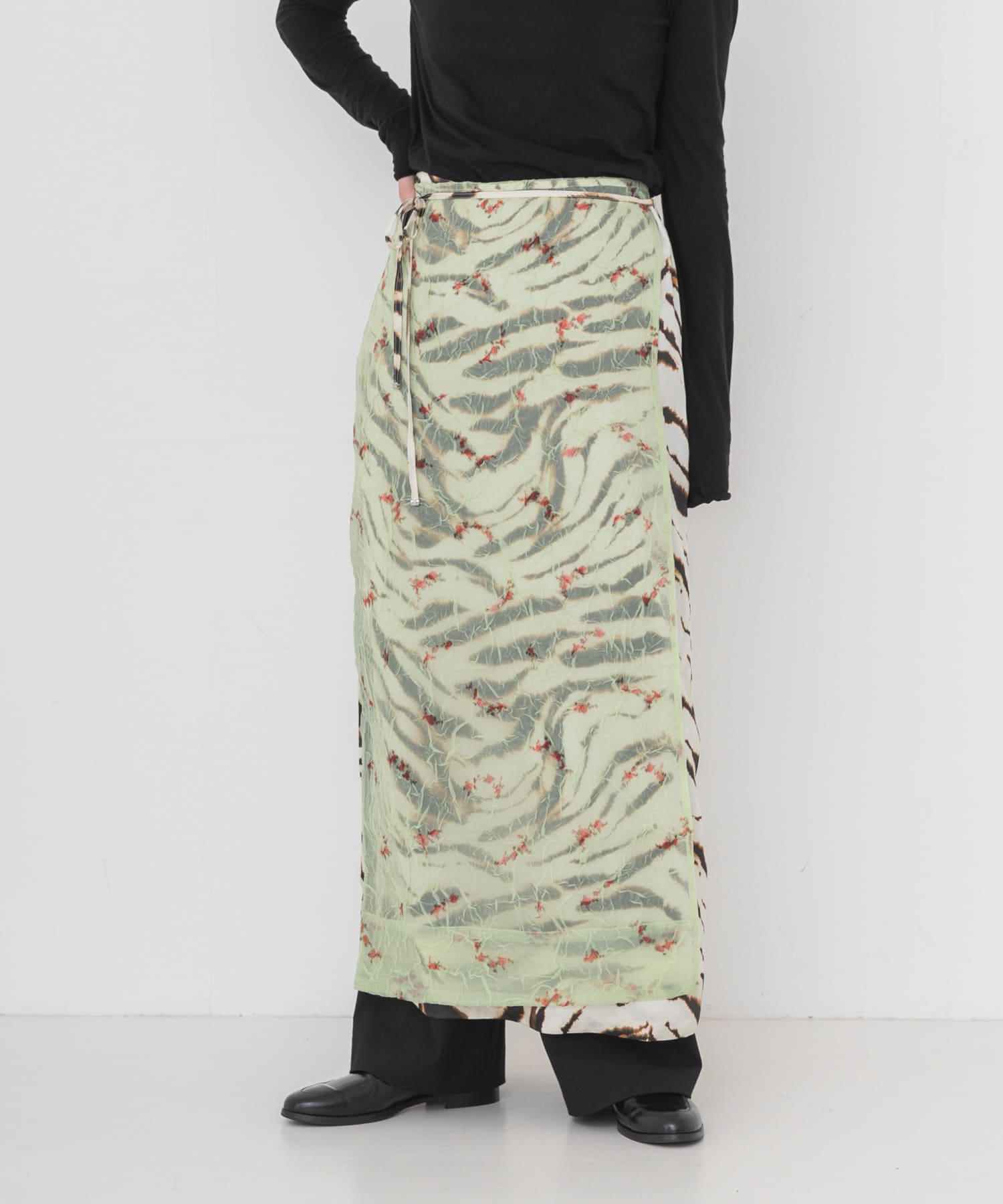 GANNI PRINTED STRETCH SATIN SKIRT(36 SEEDLING): スカート｜URBAN