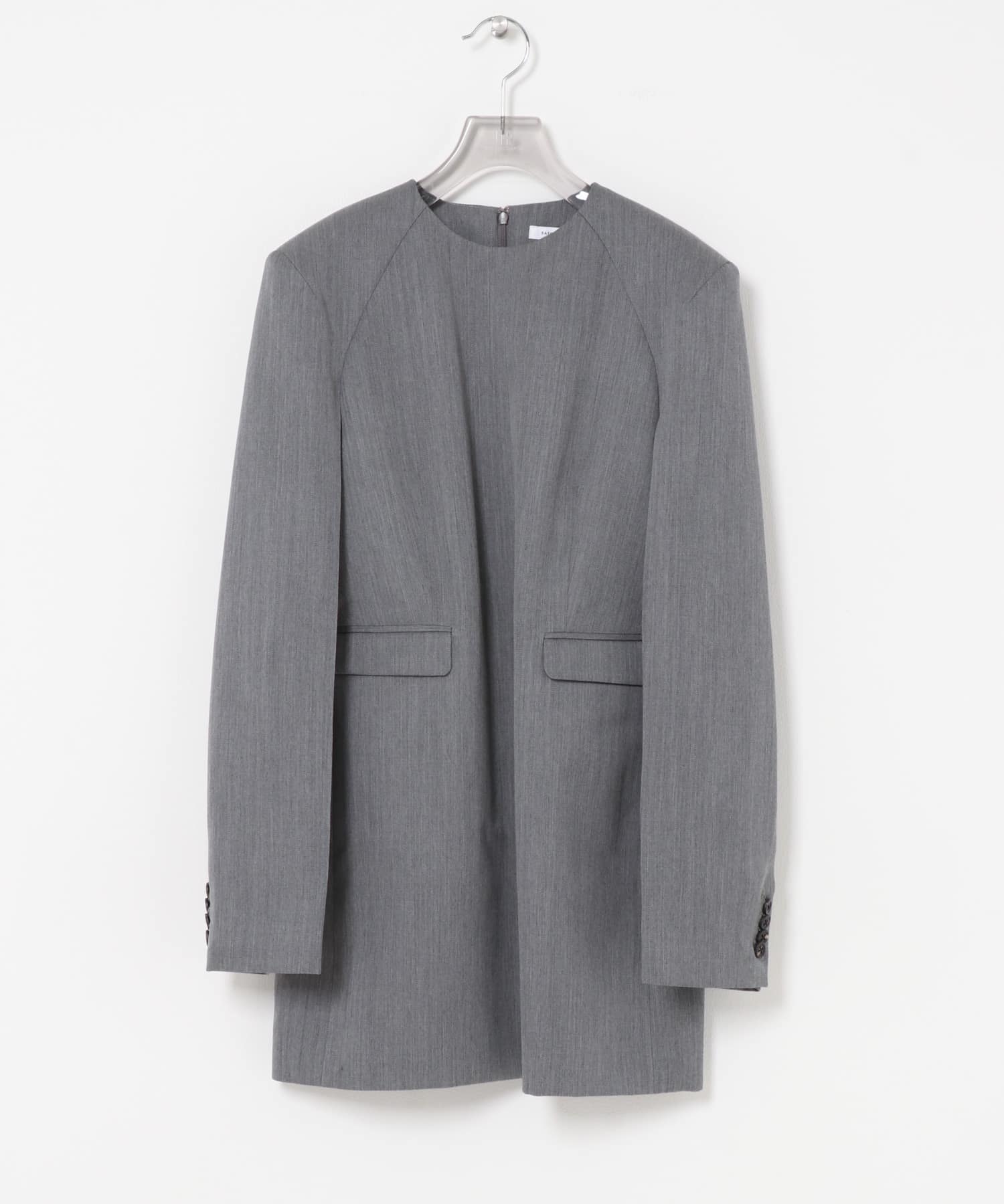 GRAY