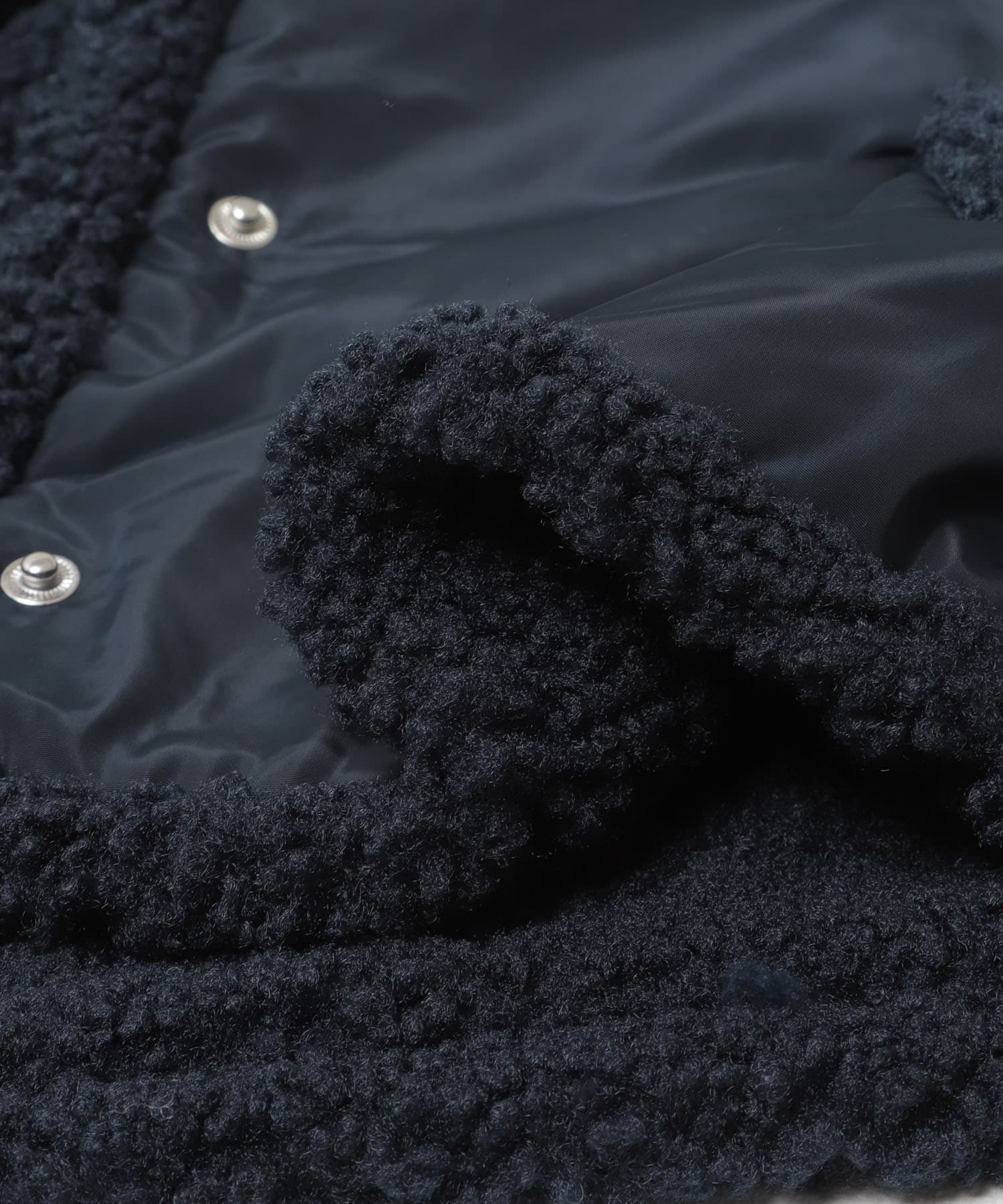 B BLUE