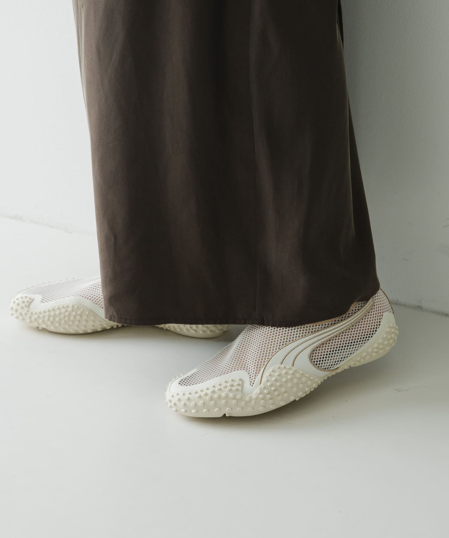 WARM WHT