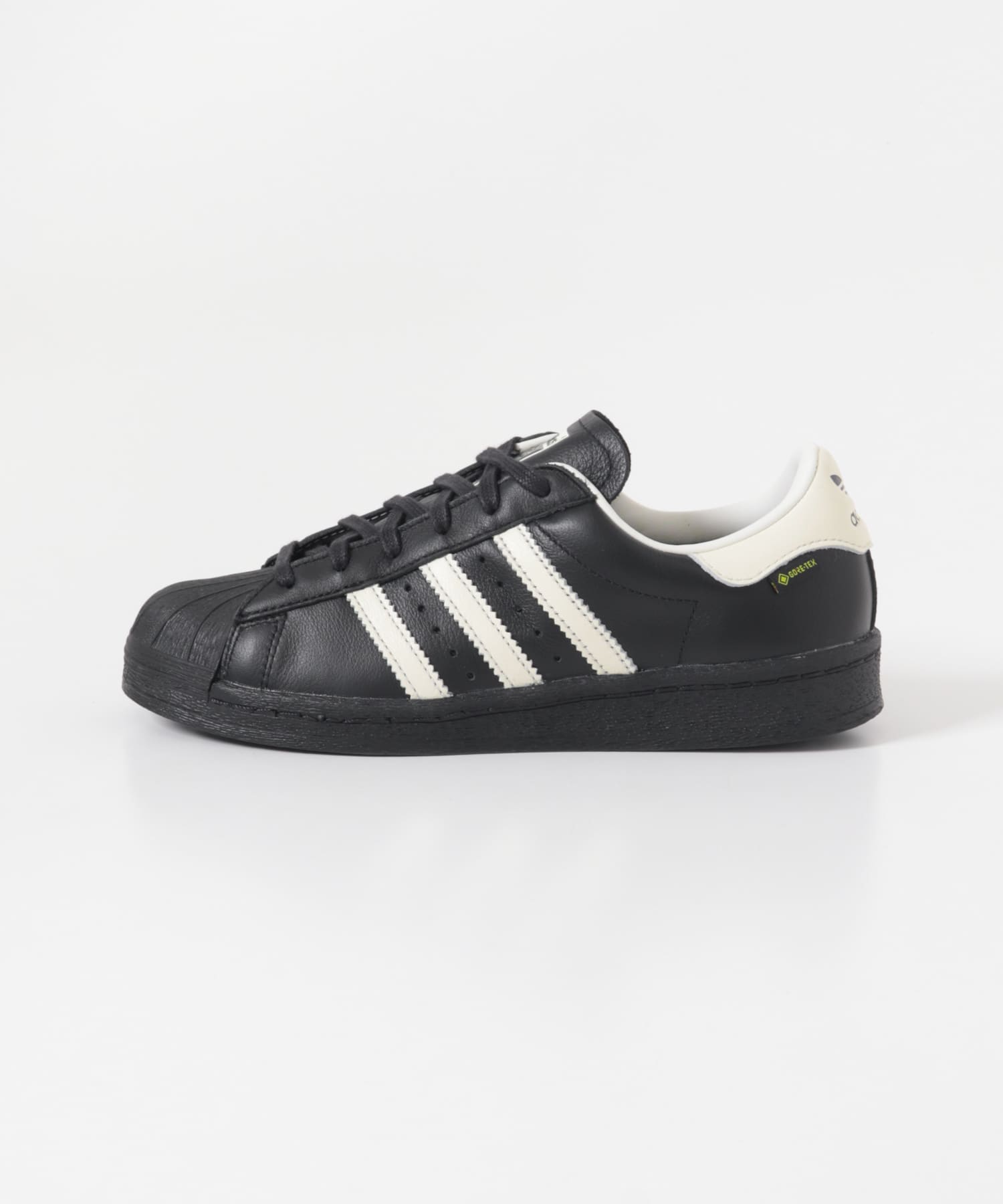 adidas SUPERSTAR82GTX(23 ホワイト): シューズ｜URBAN RESEARCH公式
