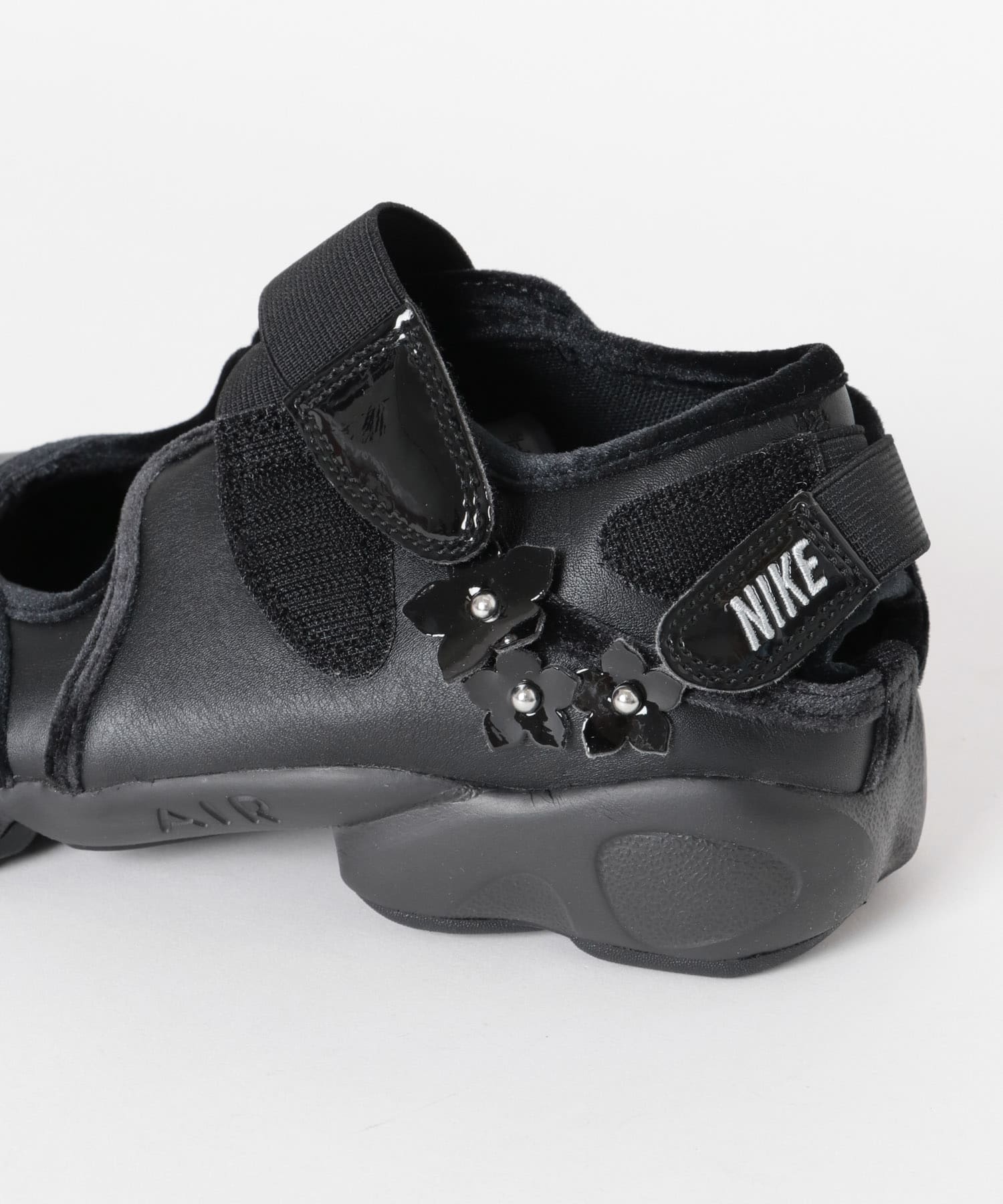 NIKE　Air Rift BLACK 23