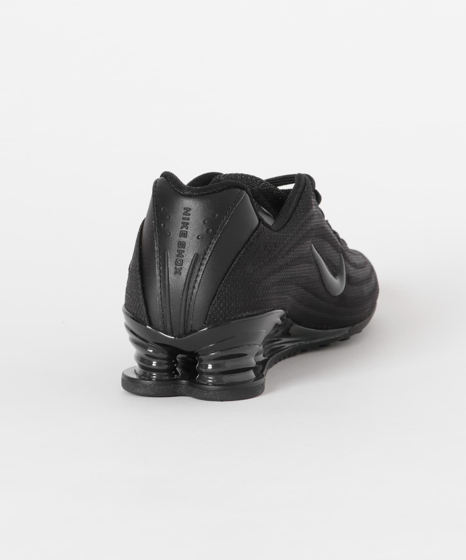 003 BLACK