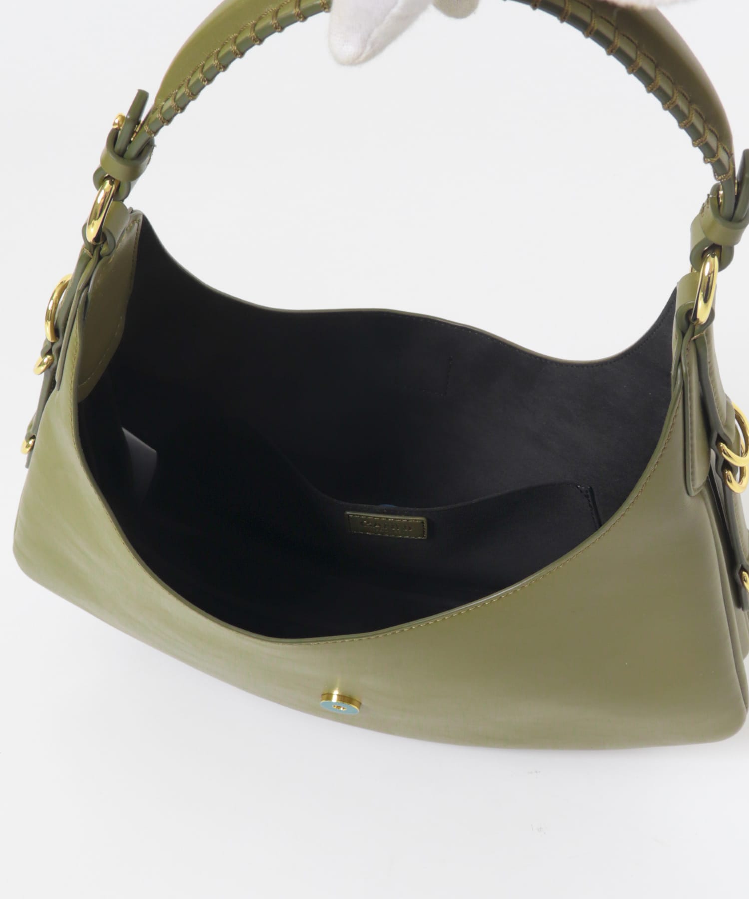 M OLIVE