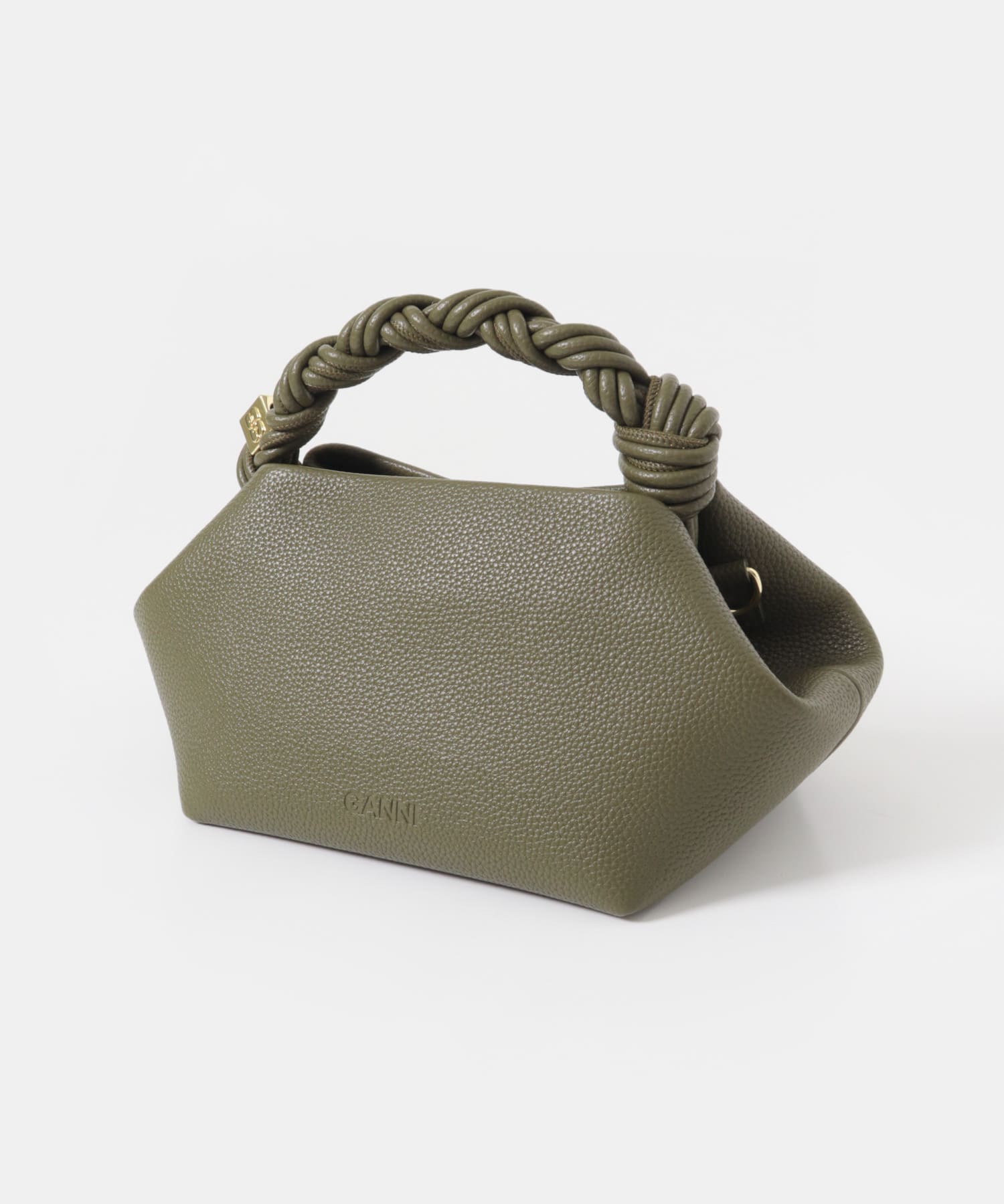M OLIVE