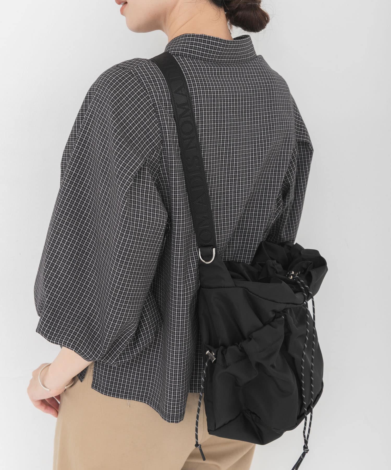 NOMADIS　SQUASH BLACK -