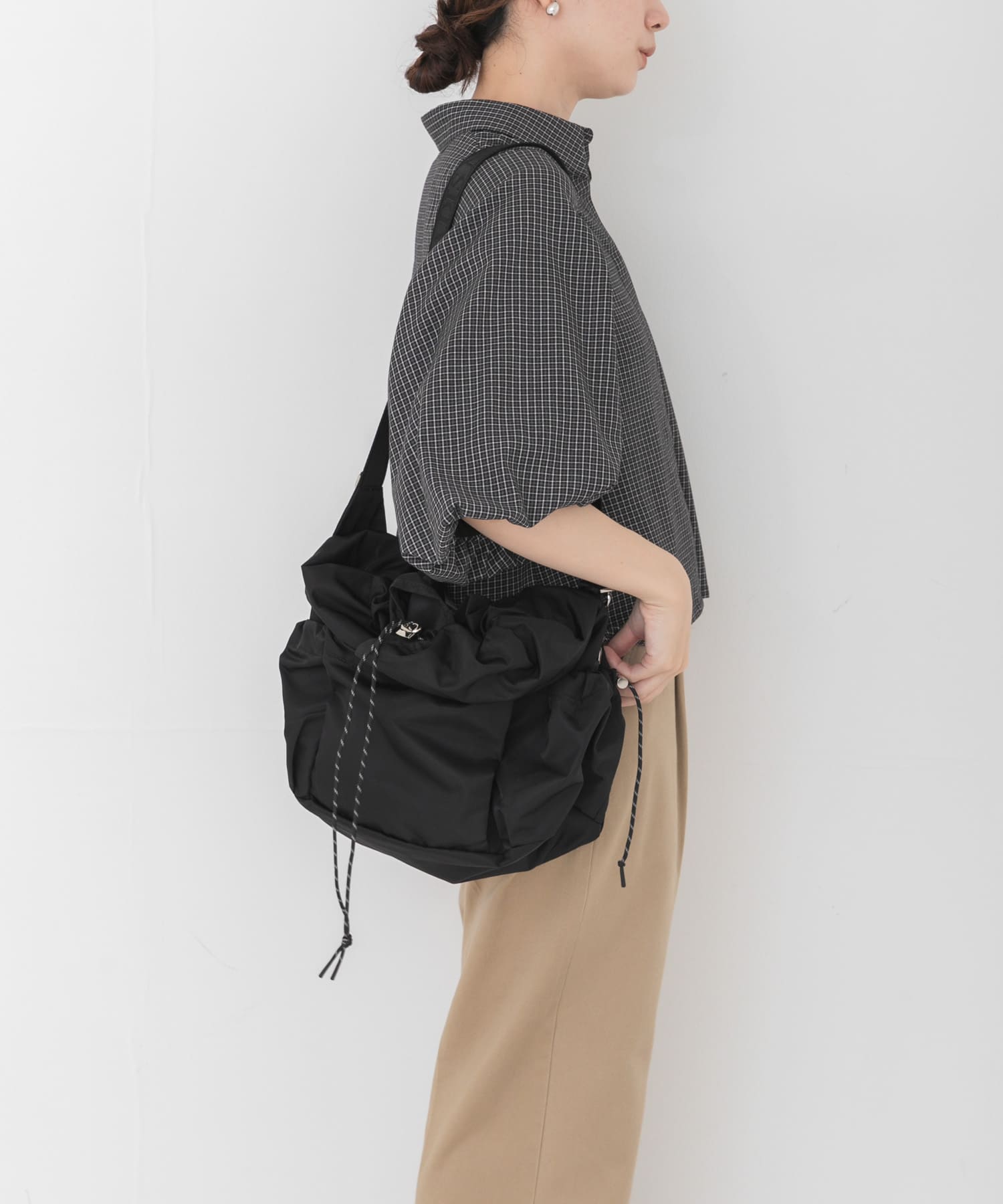 NOMADIS　SQUASH BLACK -
