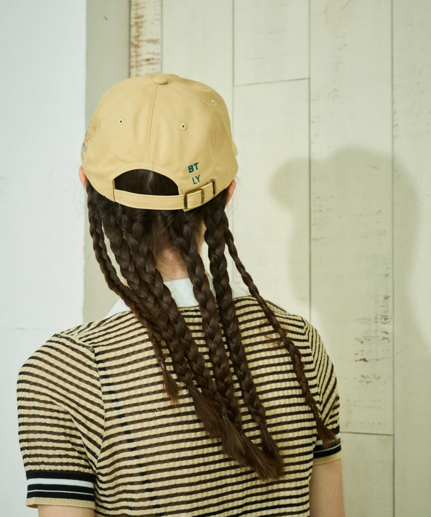 LY　BT CAP MIEL SALIN -