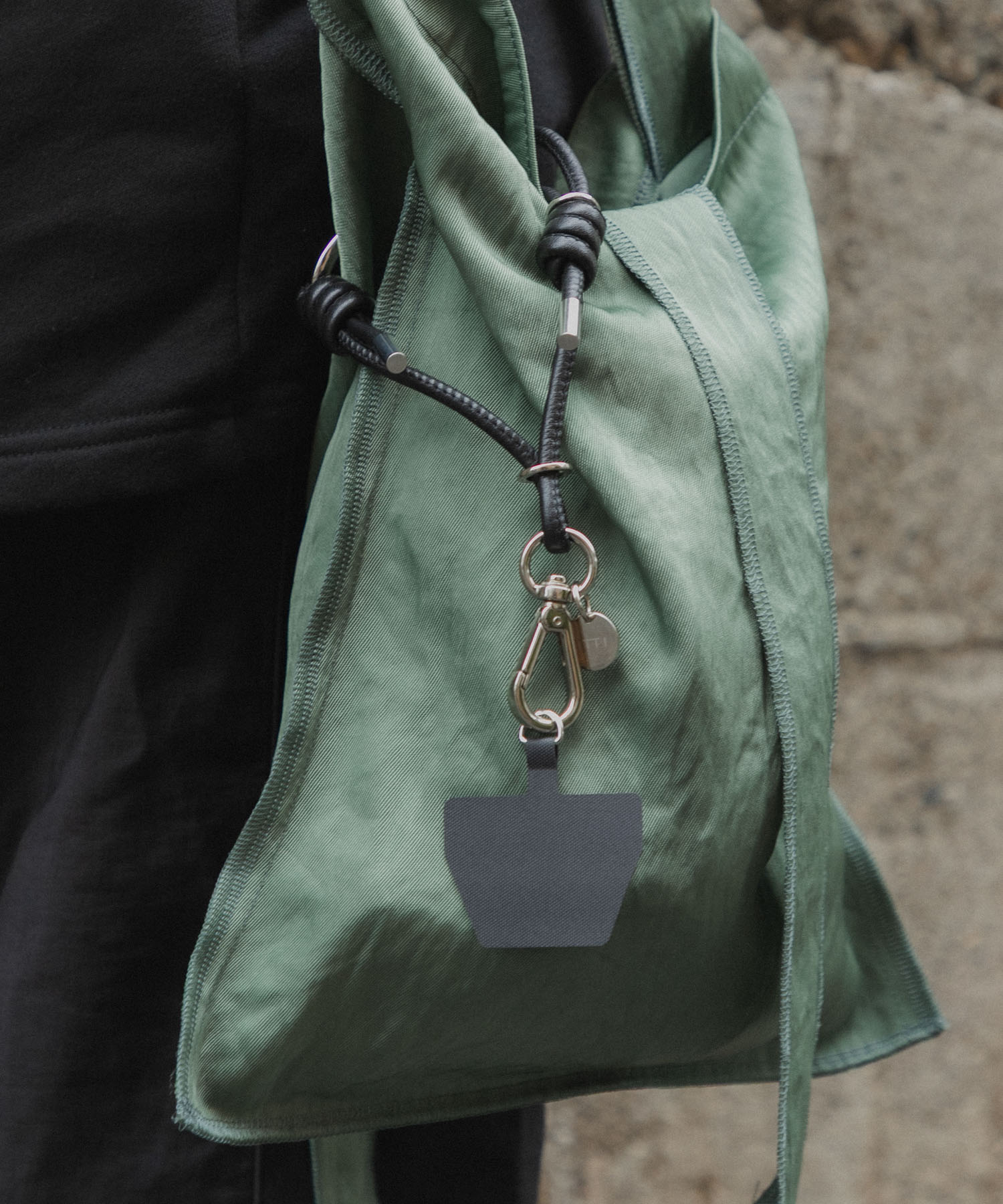 『一部別注カラー』ITTI　CRISTY KNOT CODE CHARM