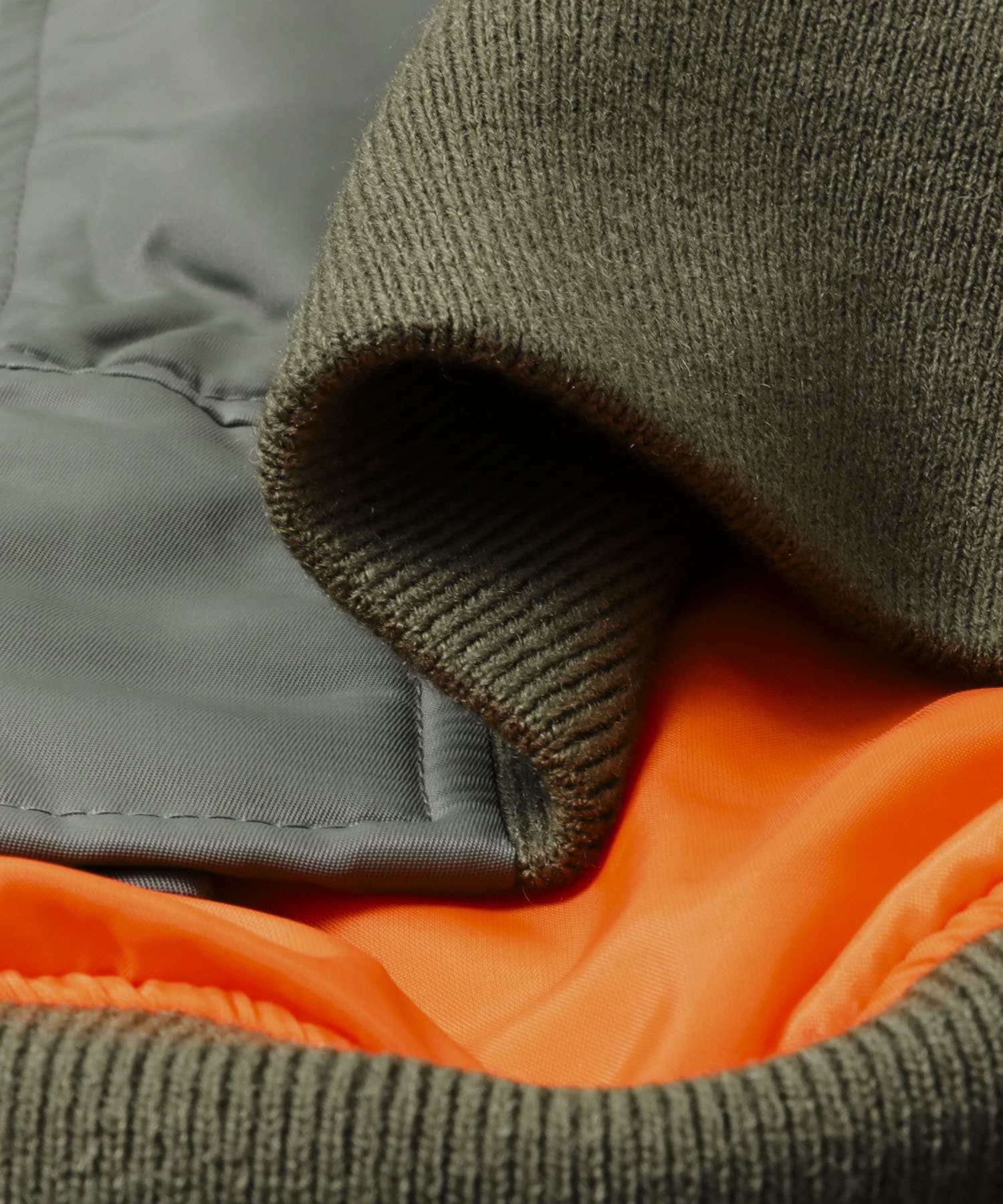 The DUFFER N NEPHEWS　CUT OFF FLIGHT VEST SAGE GREEN M