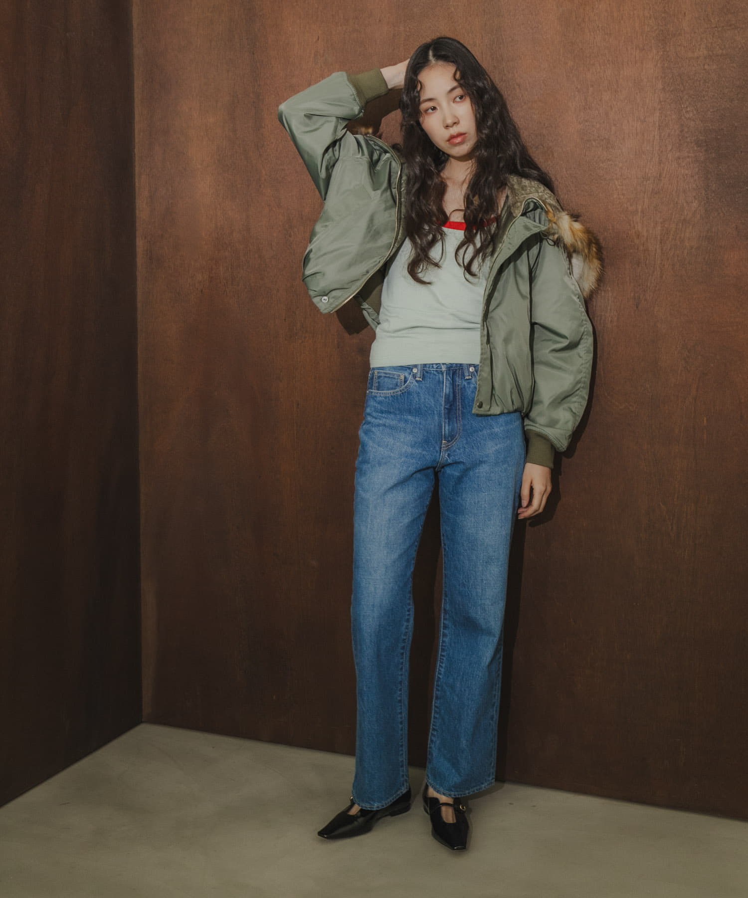 KHAKI