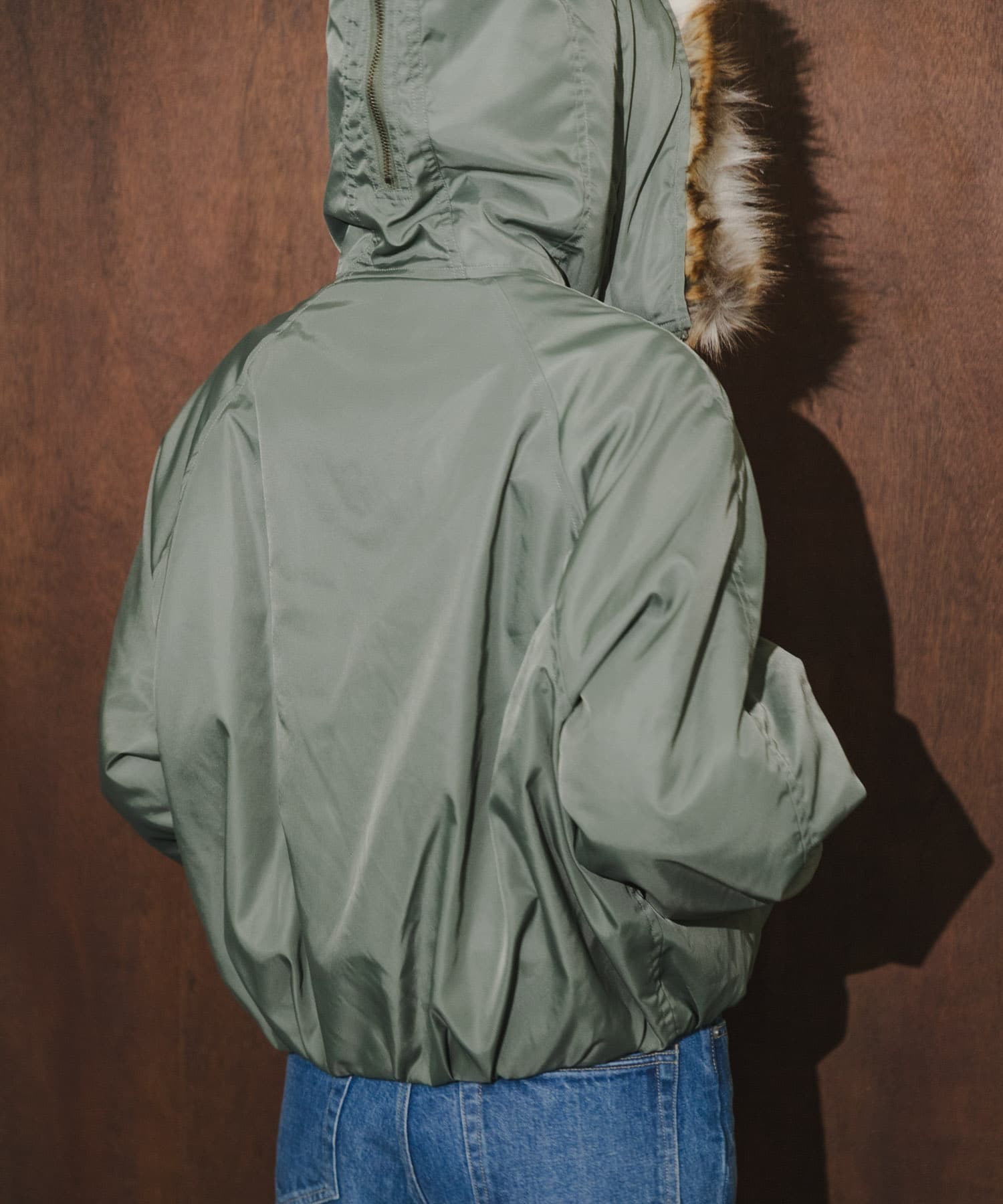 KHAKI