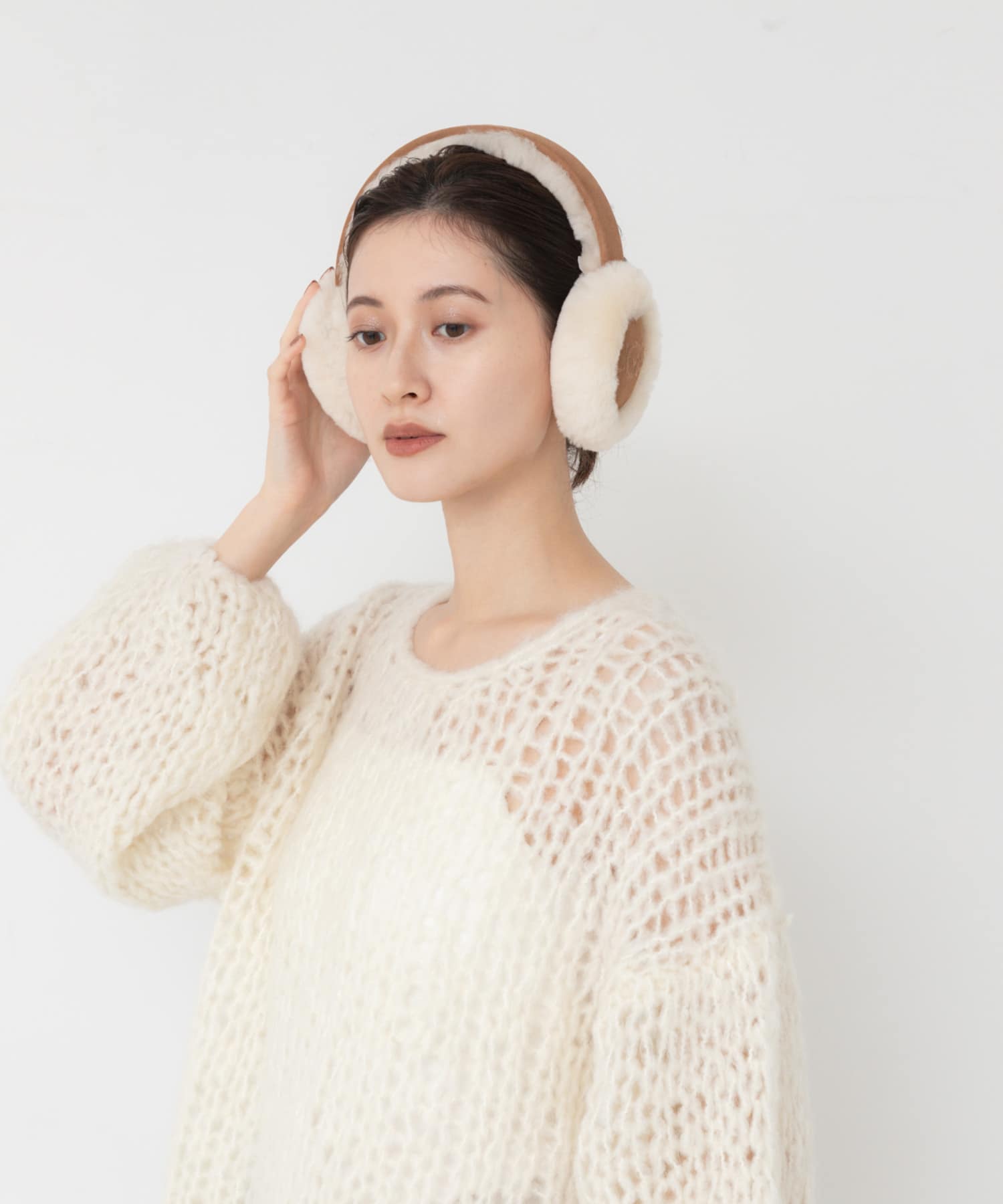 UGG　SHEEPSKIN EARMUFF CHESTNUT -