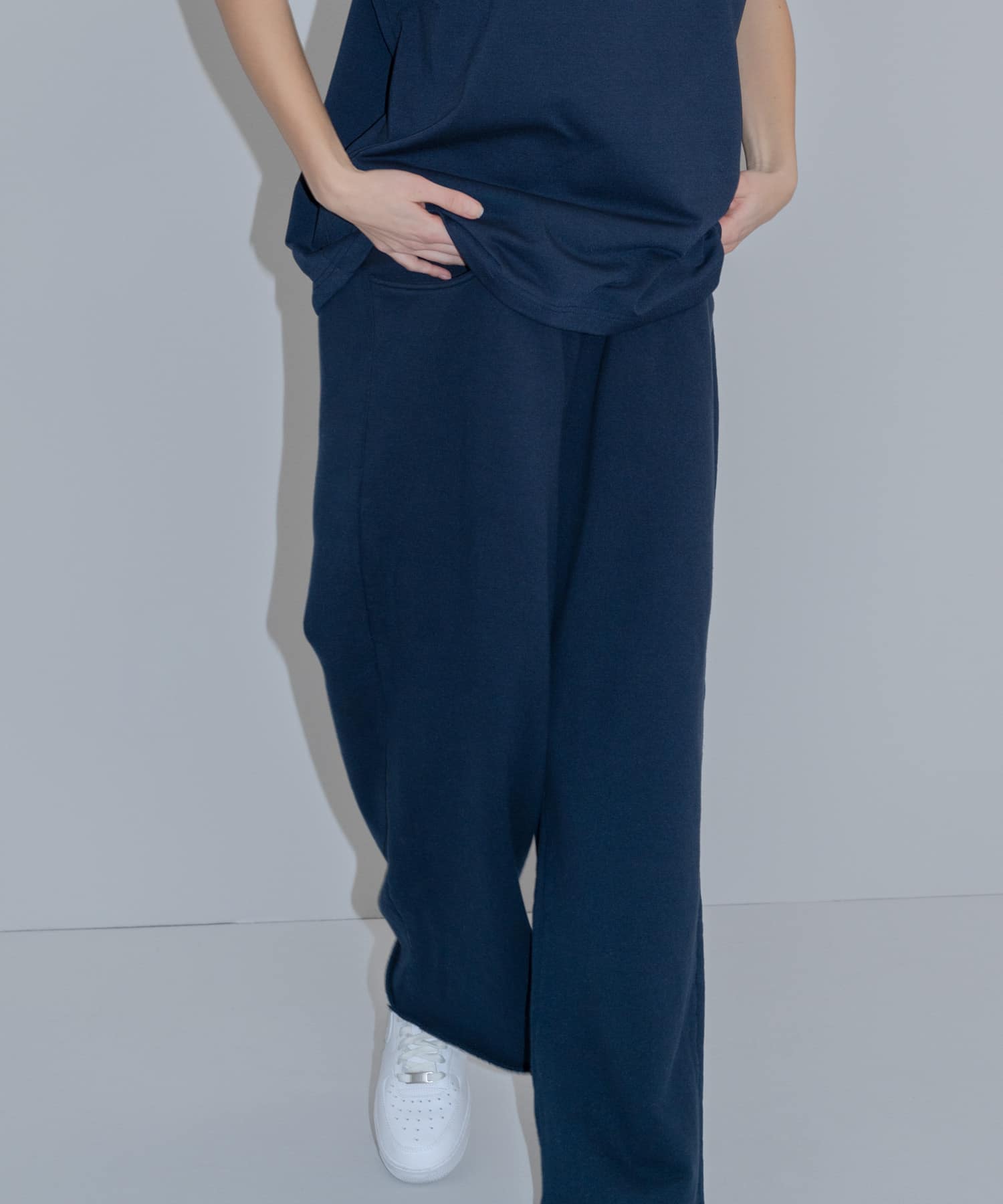 dDdDdDd BUGGY SWEAT PANTS(S NAVY): ボトム｜URBAN RESEARCH公式