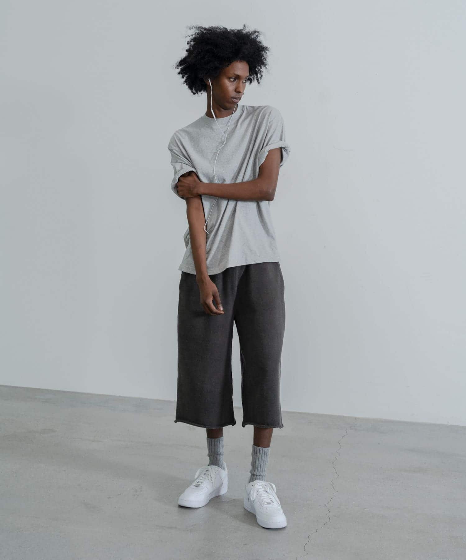 dDdDdDd　FADE BUGGY SWEAT SHORTS BLACK S