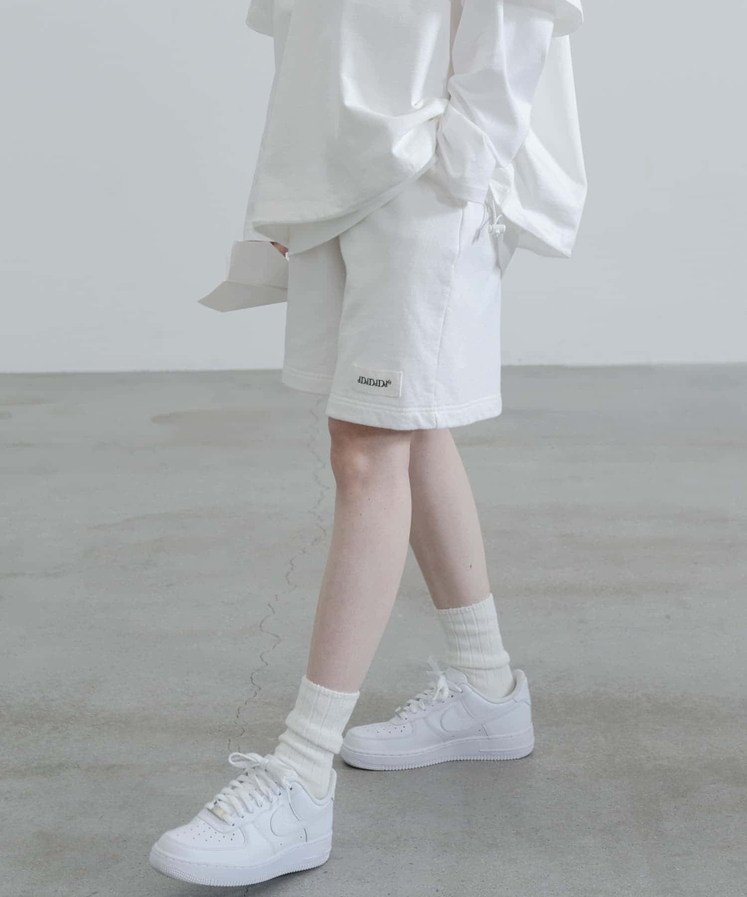 dDdDdDd　WIDE SWEAT SHORTS WHITE S