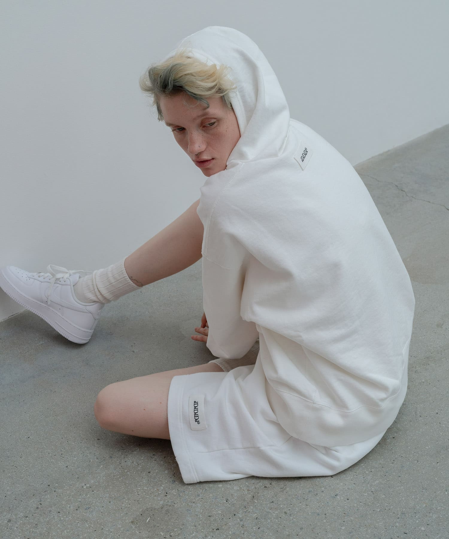 dDdDdDd　WIDE SWEAT SHORTS WHITE S