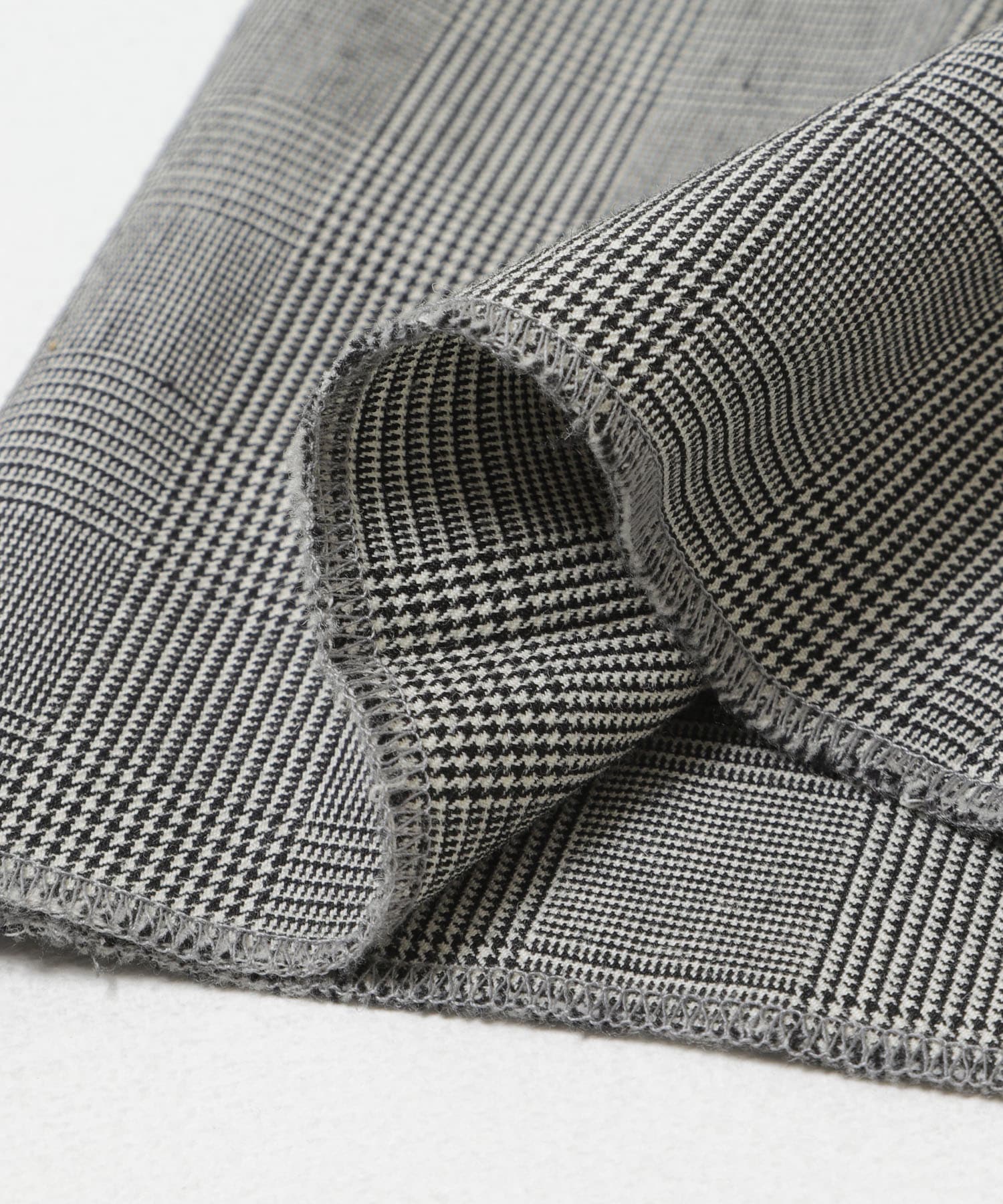 new basic　HIGH TWIST WOOL TROUSER CHECK M