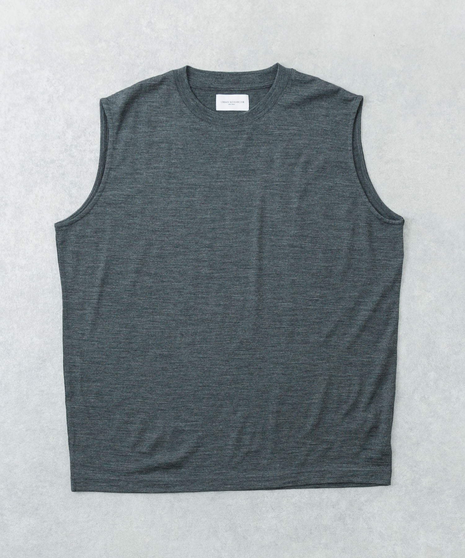 new basic　WASHABLE MERINO WOOL NO-SLEEVE