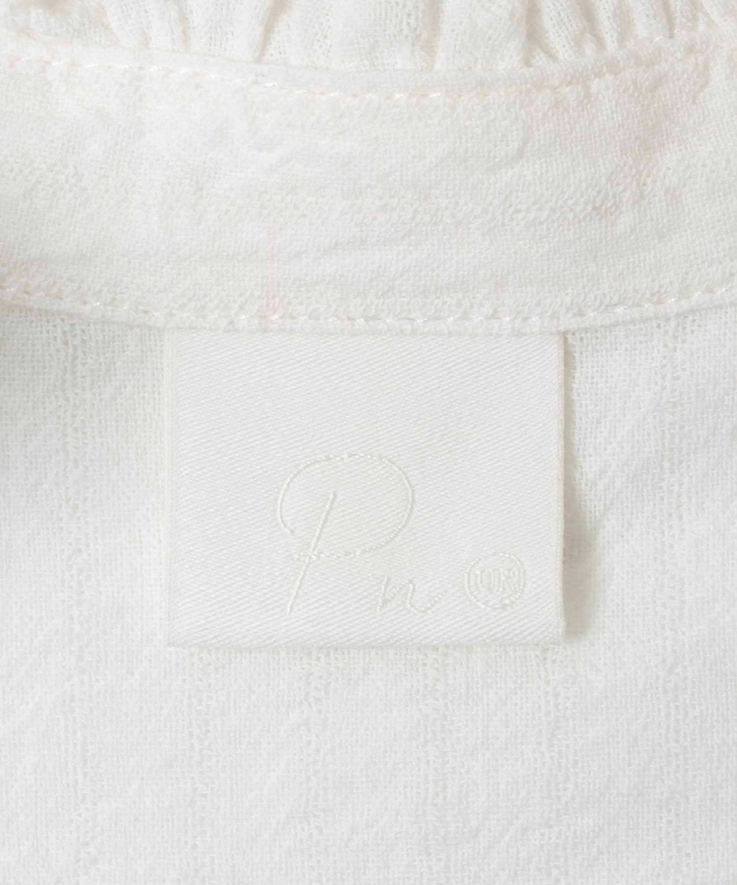 Picchi nia　WARM CHALK WHITE Free