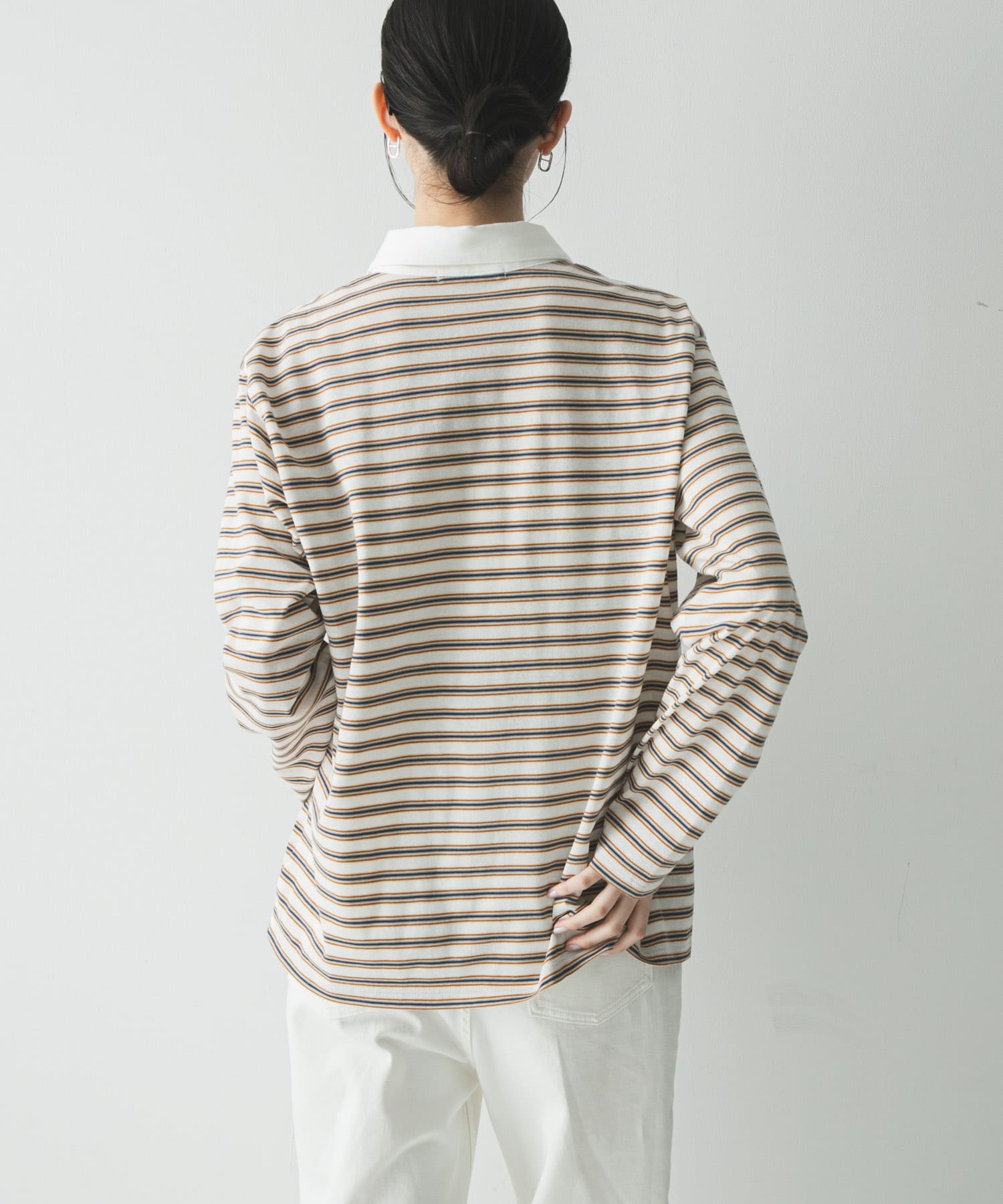 OFF WHITE