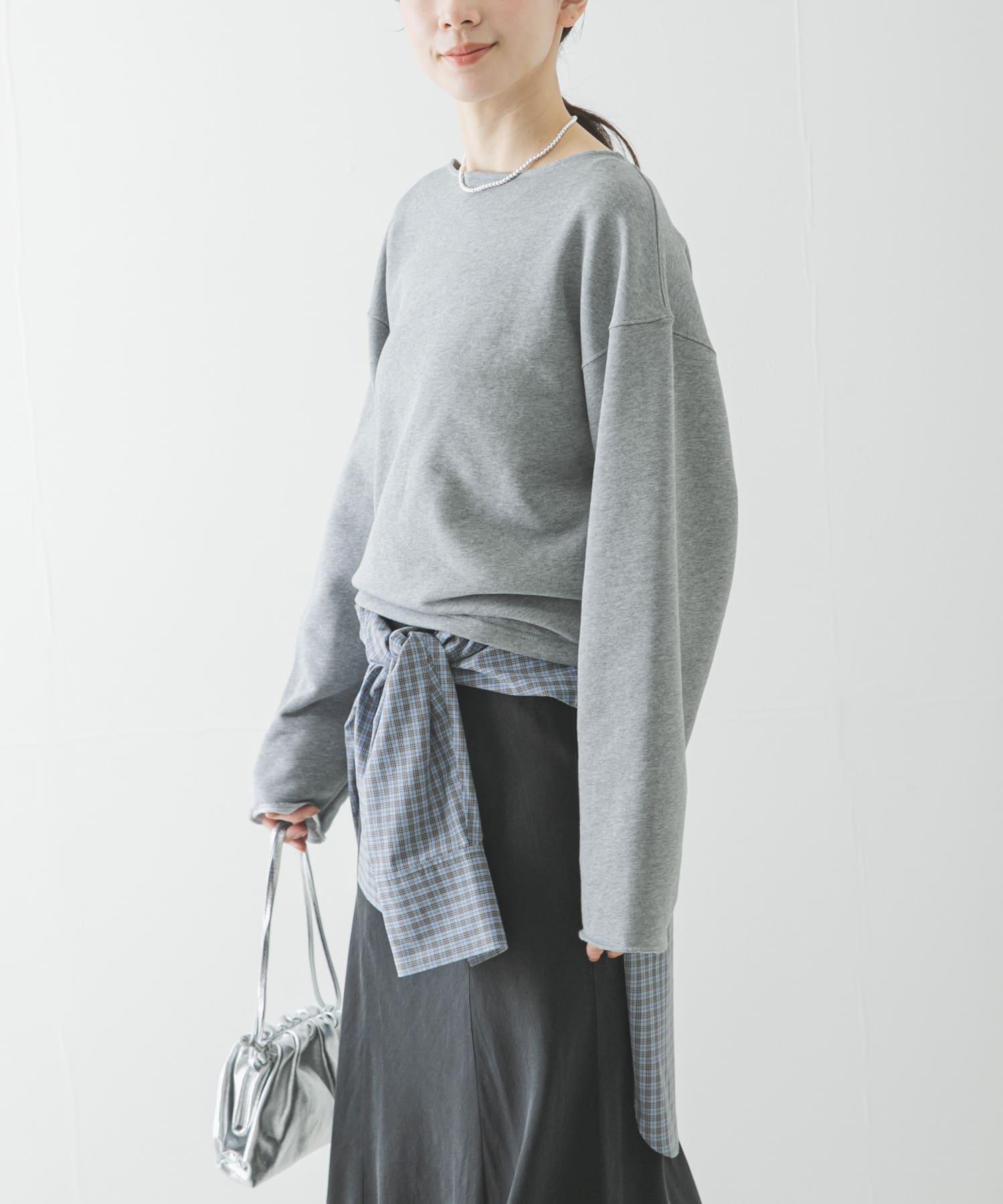 TOP GRAY