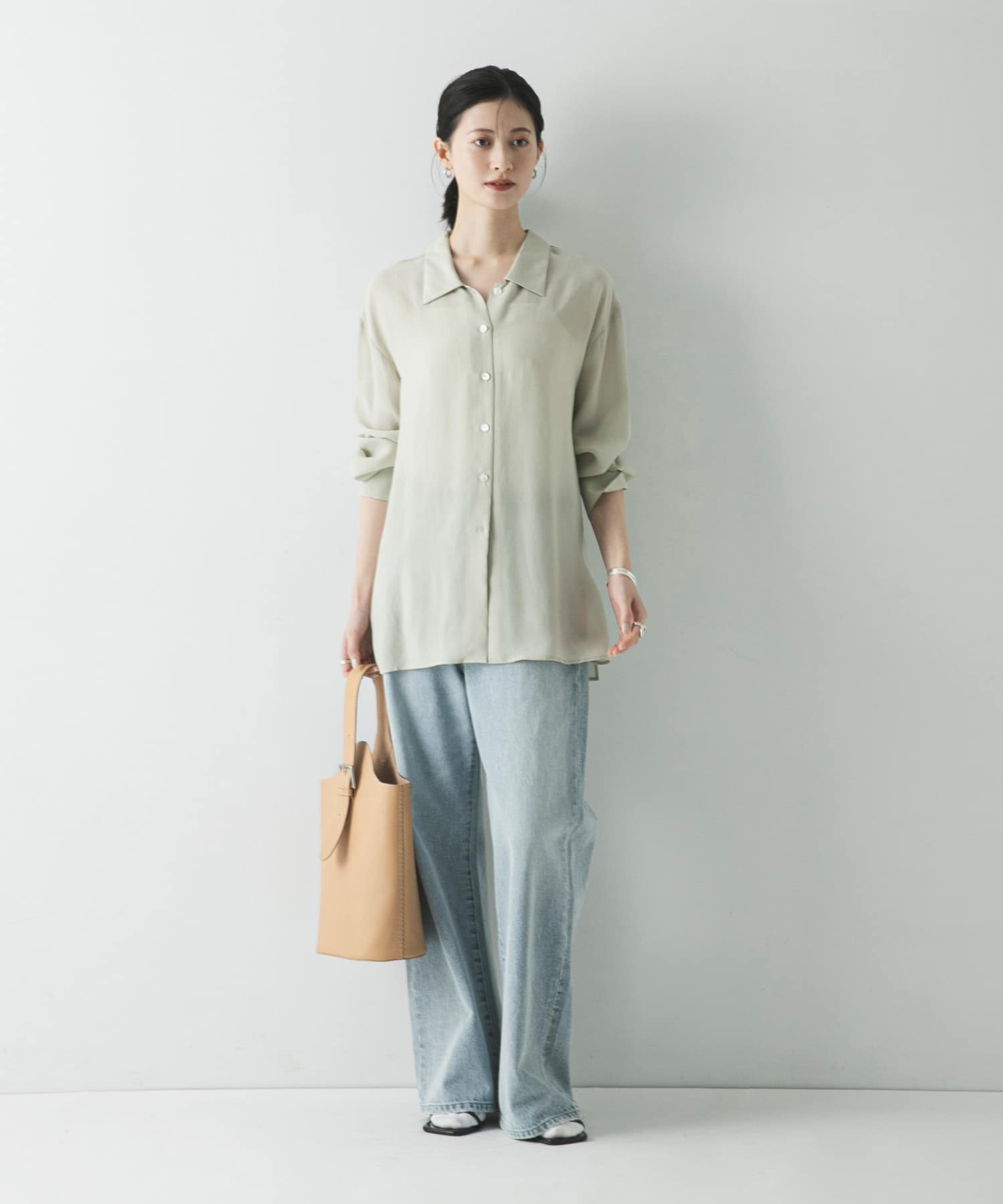 L.BEIGE