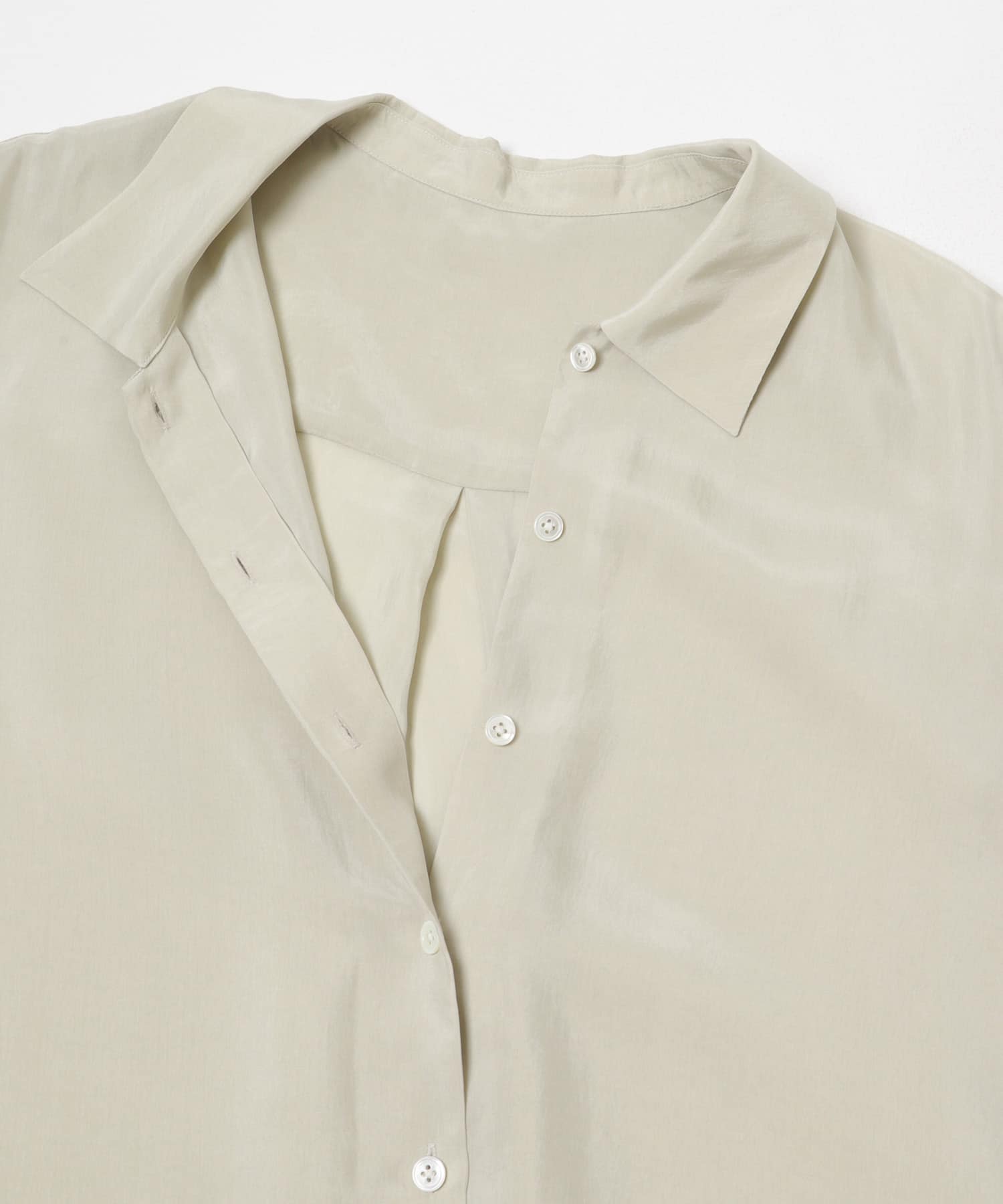 L.BEIGE