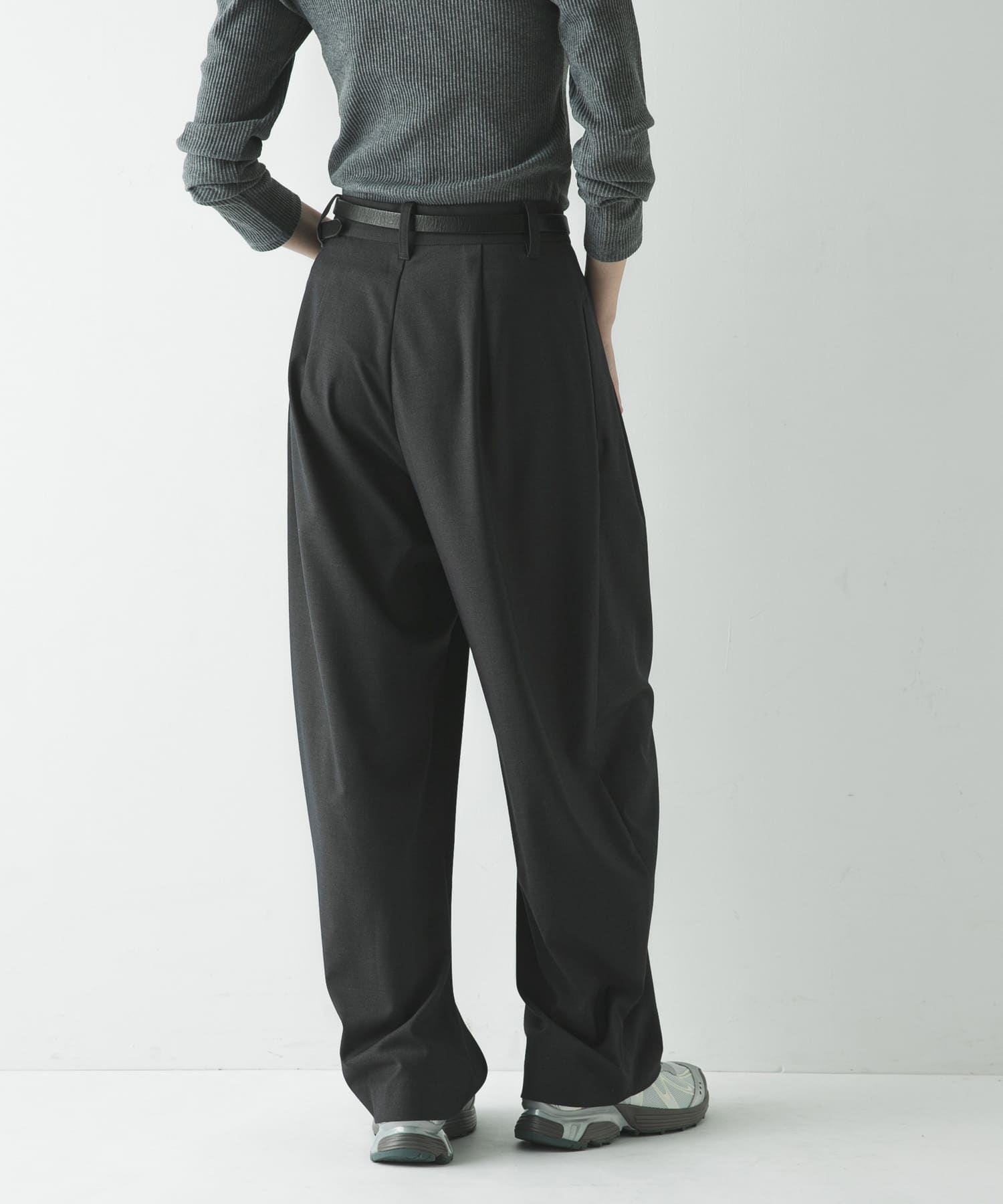 身長：166cm サイズ：38