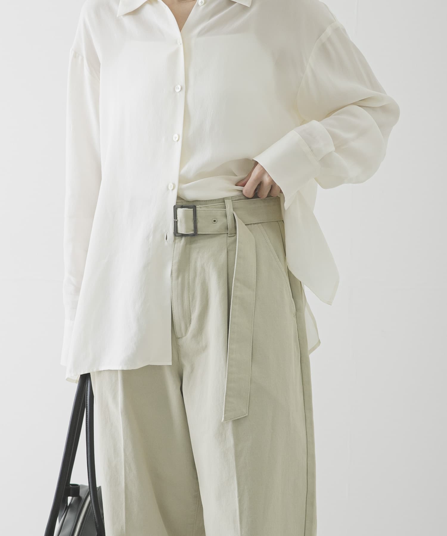 L.BEIGE