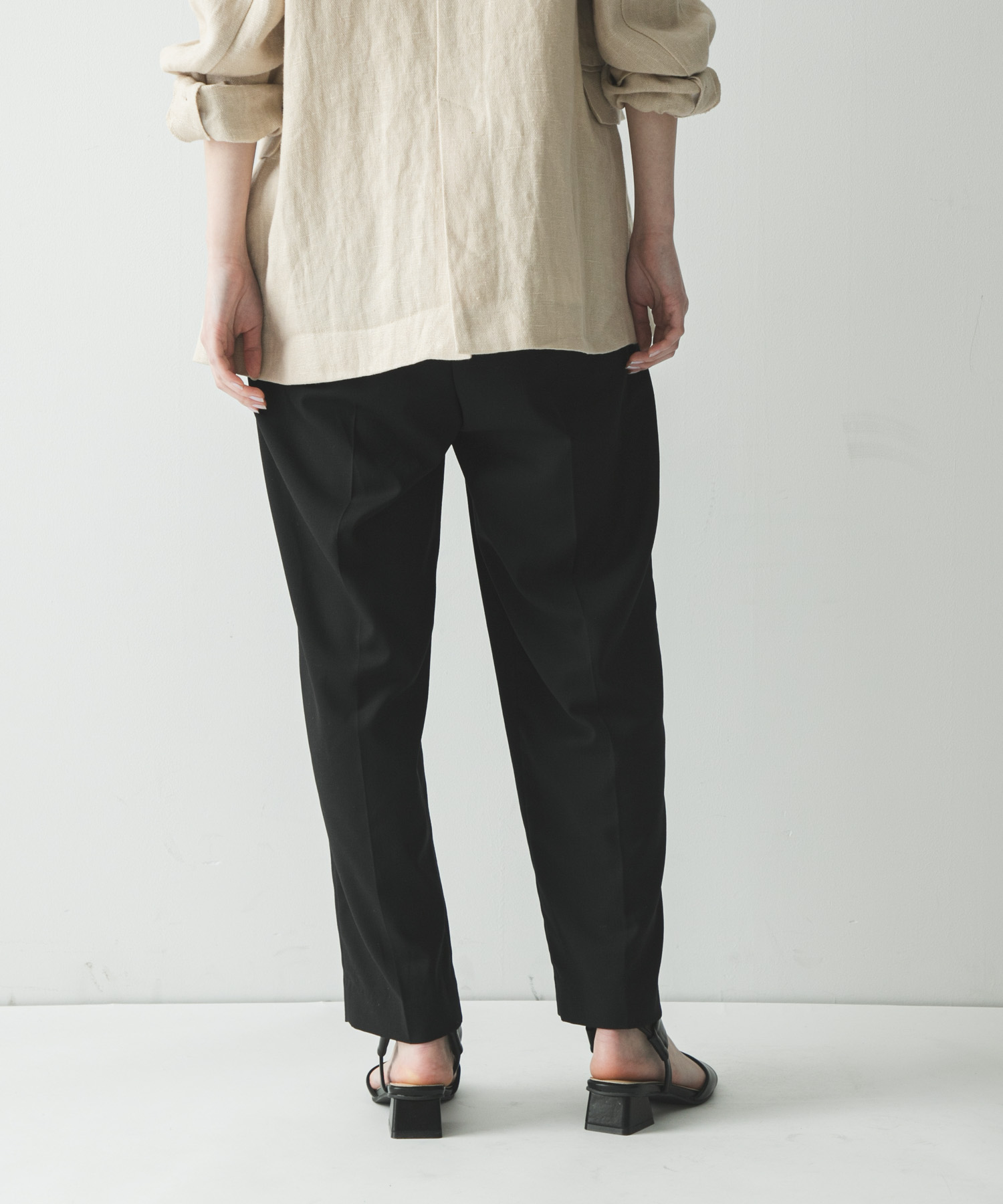 身長：166cm サイズ：38