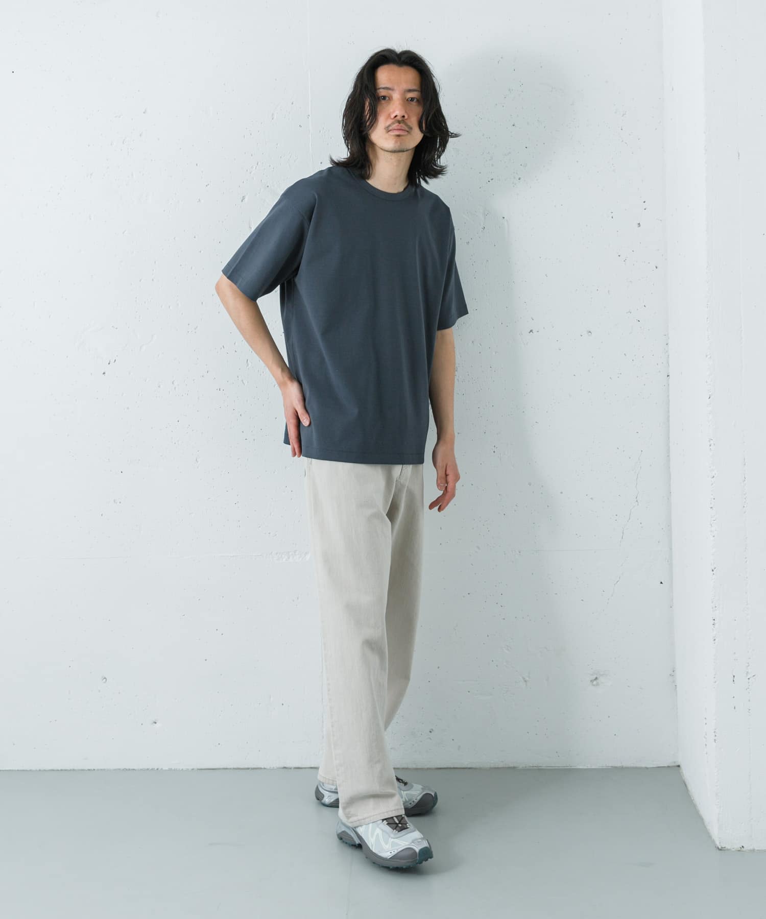 NIGHT GRAY