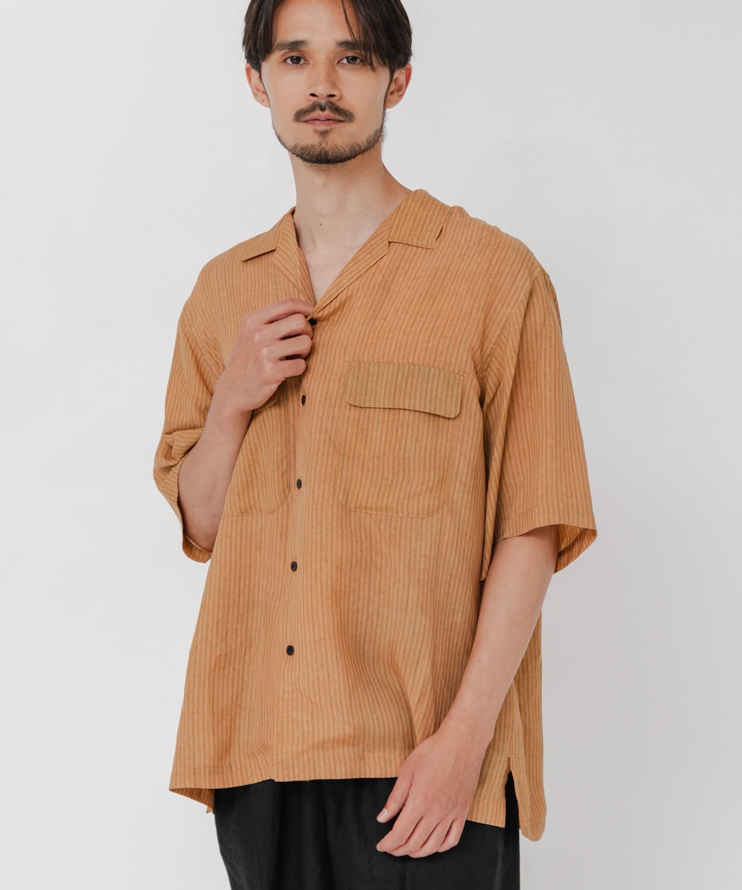【ベージュ】CUPRO COLD DYE SHIRTS CUPRO COLD DYE SHIRTS(M BLACK): トップス｜URBAN RESEARCH公式
