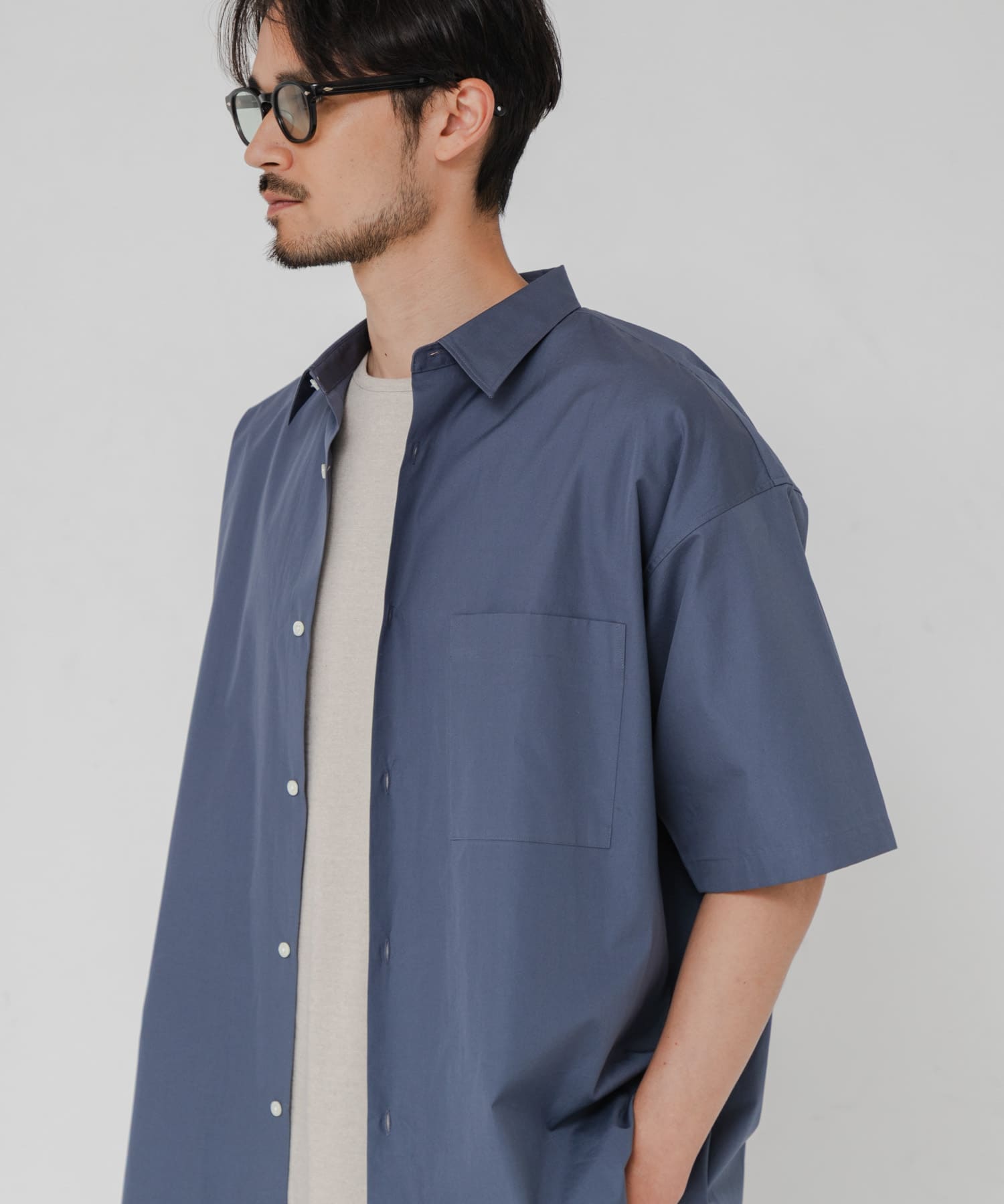 THOMAS MASON SHORT-SLEEVE OVER SHIRTS(S ROYAL): トップス｜URBAN