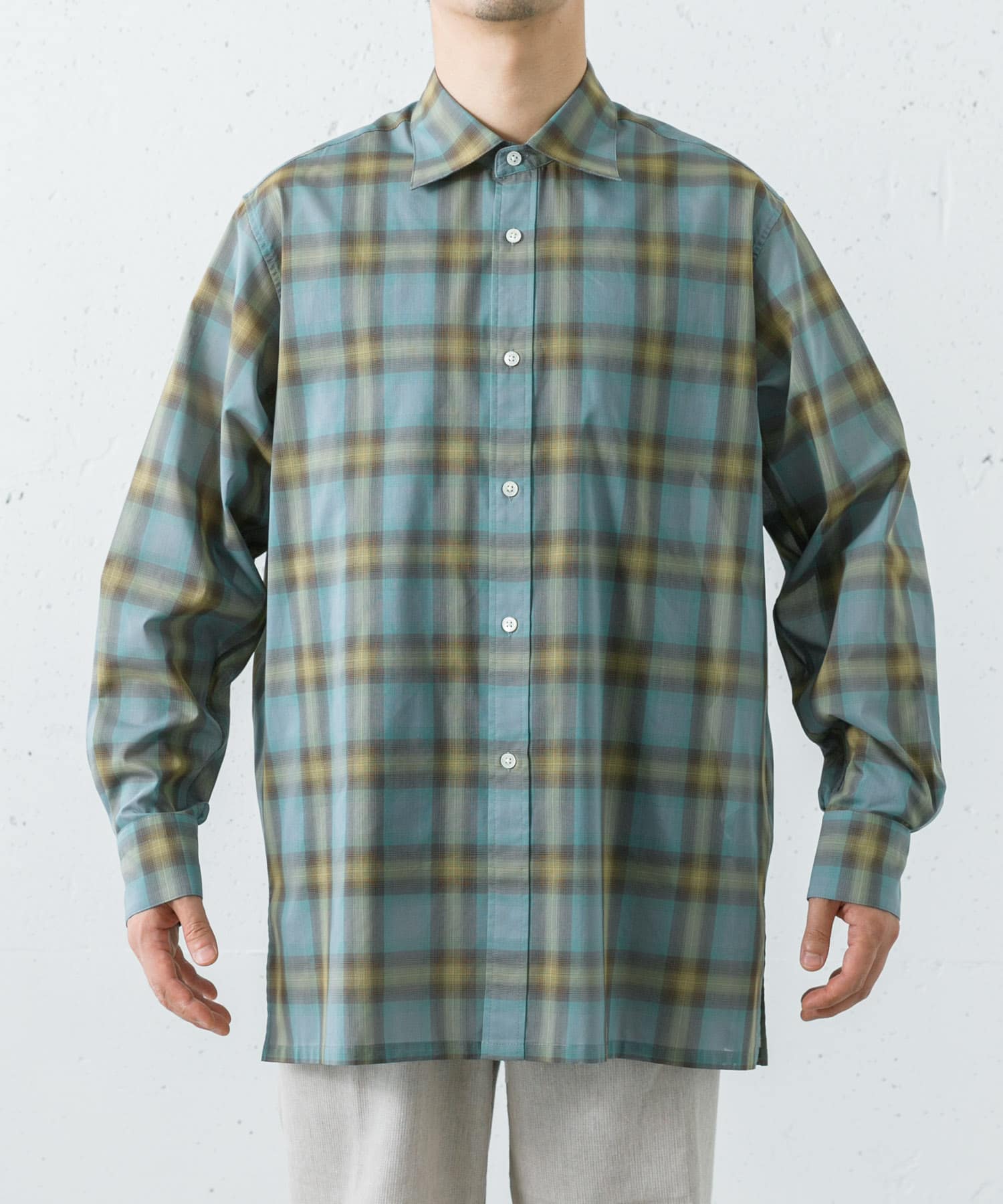 GREEN