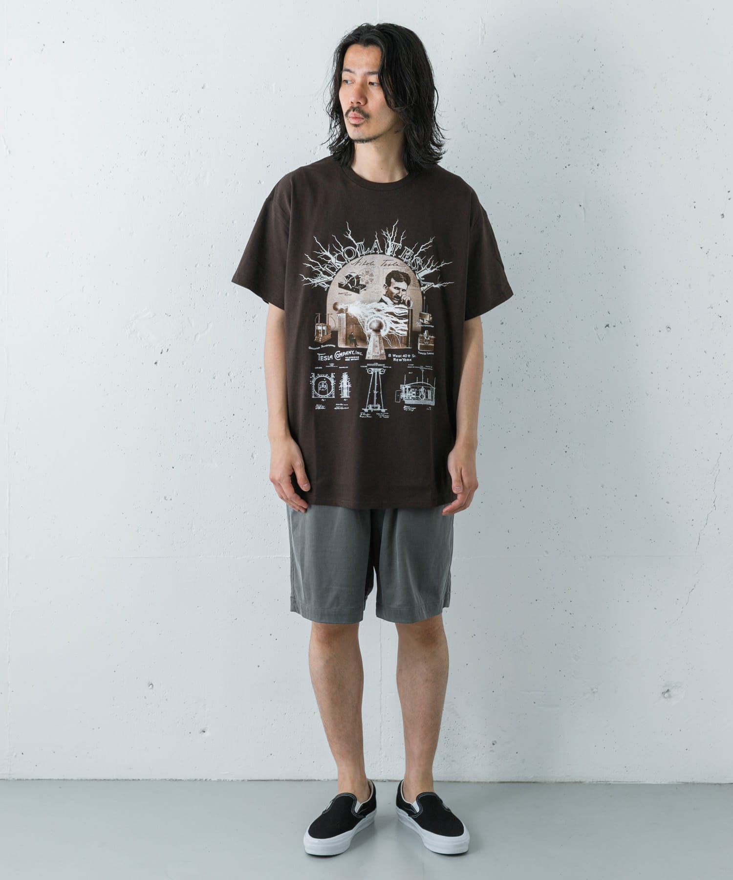 KHAKI