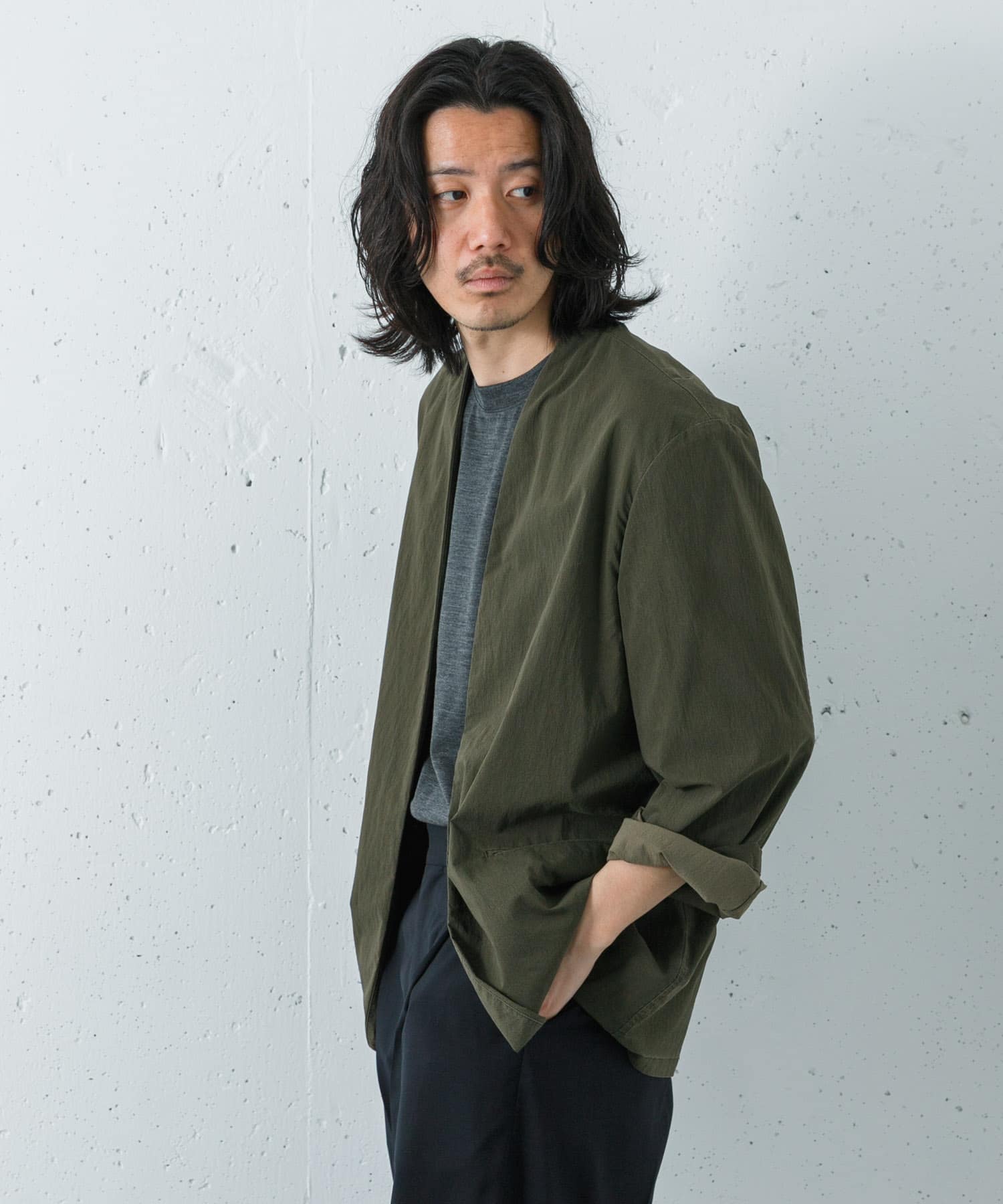 KHAKI