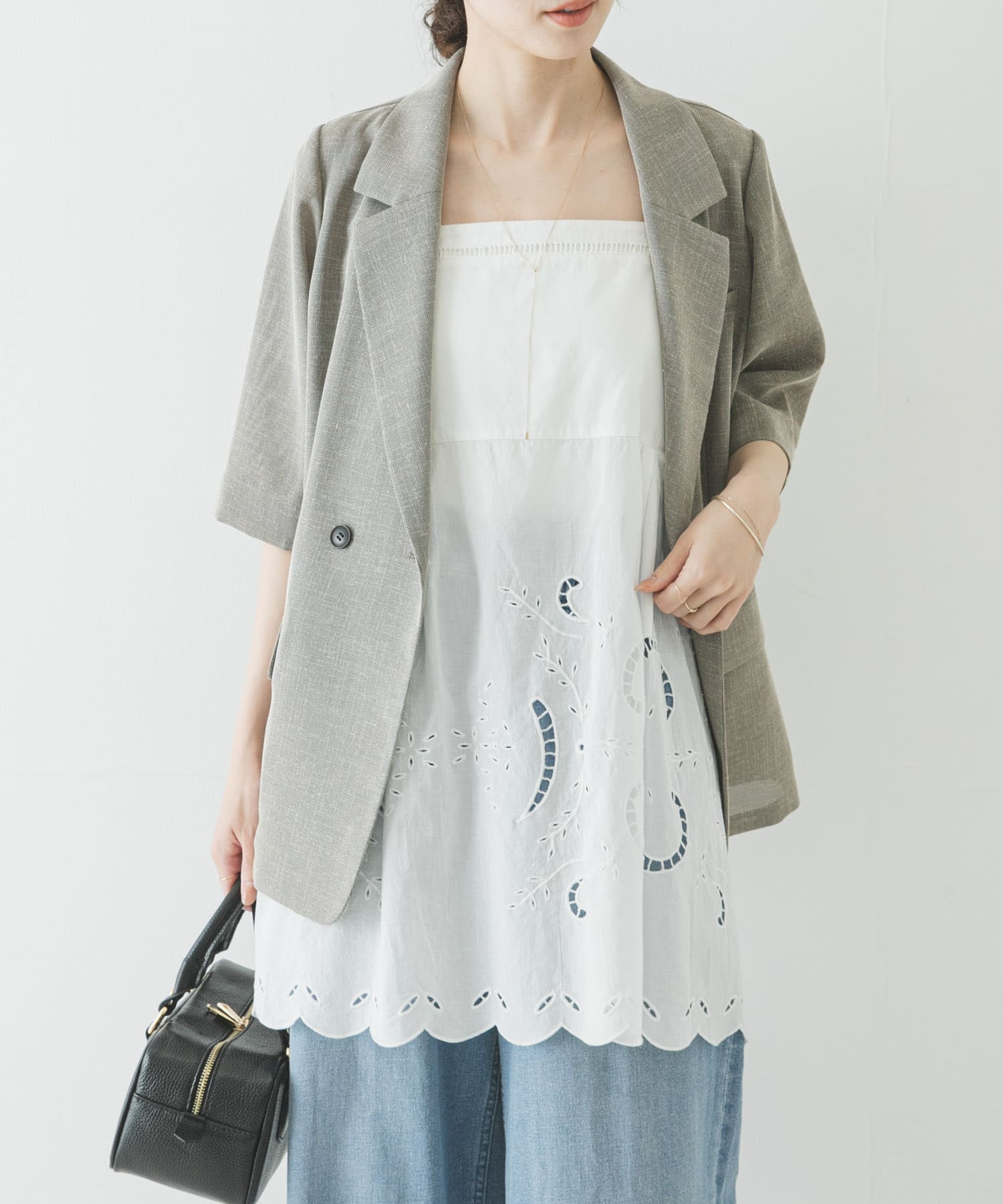 カットワークレースキャミソール