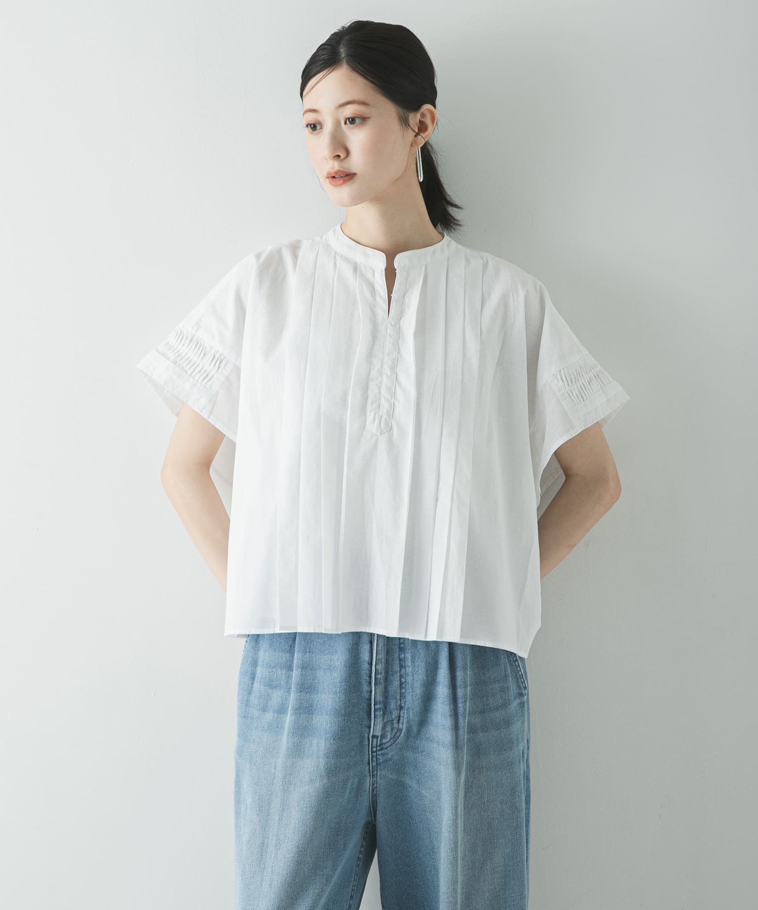 ハーフスリーブタックショートシャツ