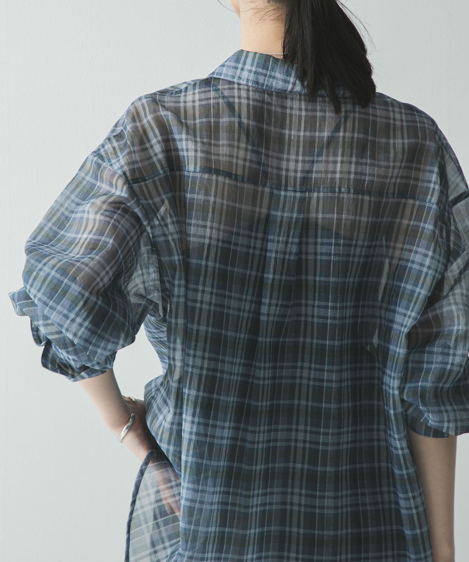 身長：166cm サイズ：38