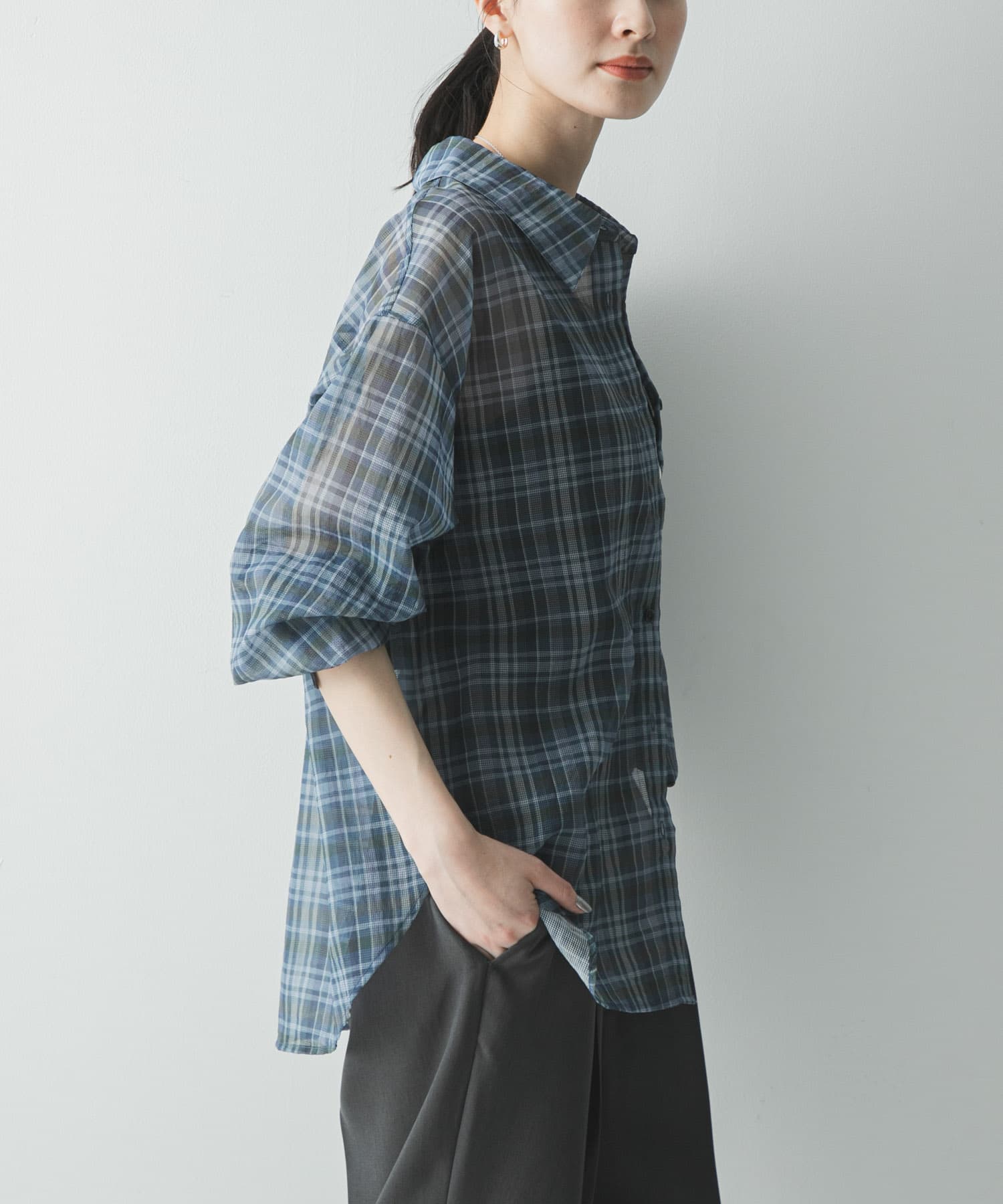 身長：166cm サイズ：38